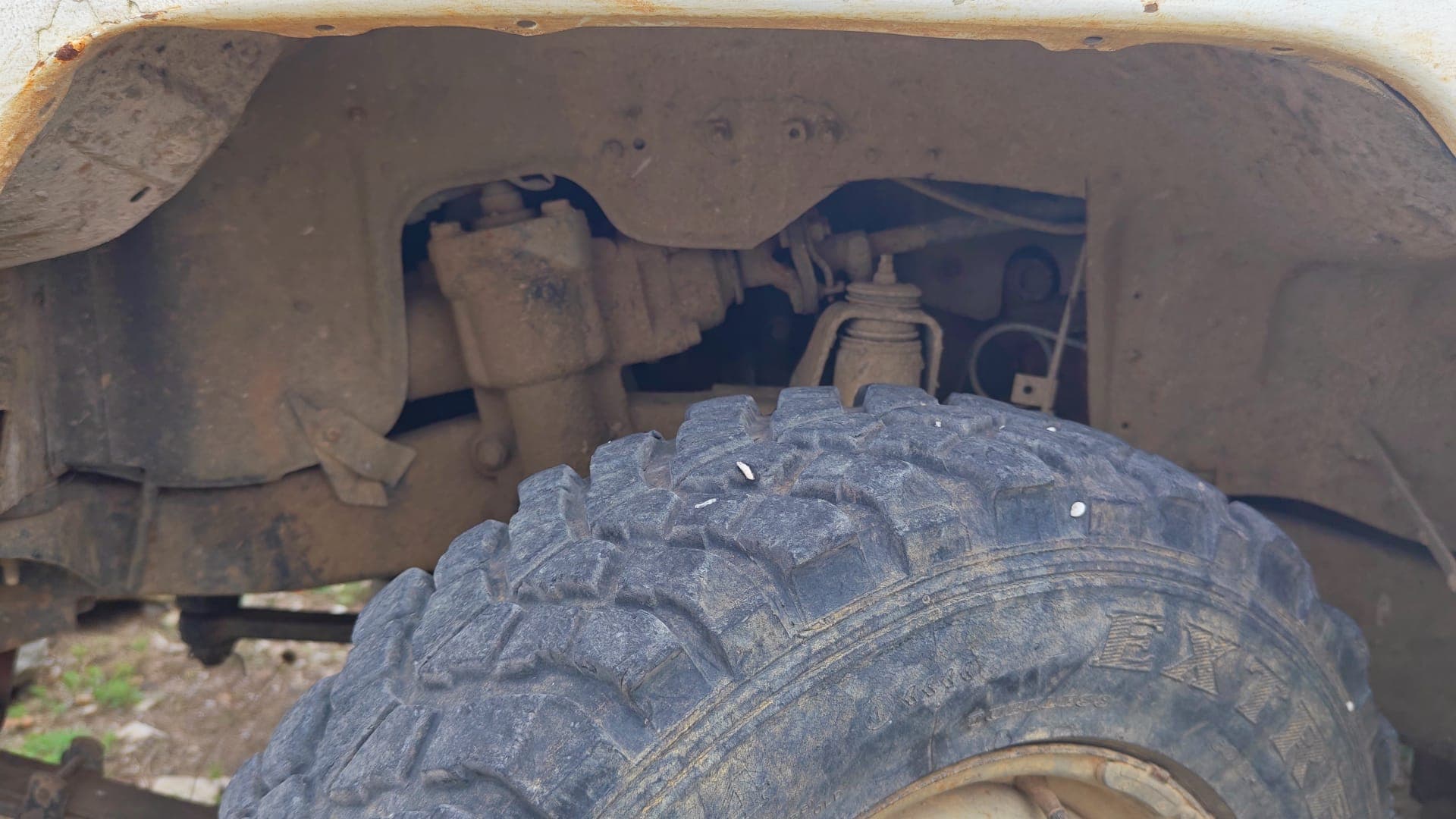 Nissan Patrol JY 260 LFQ 4x4 · Ano 1996 — imagen 8