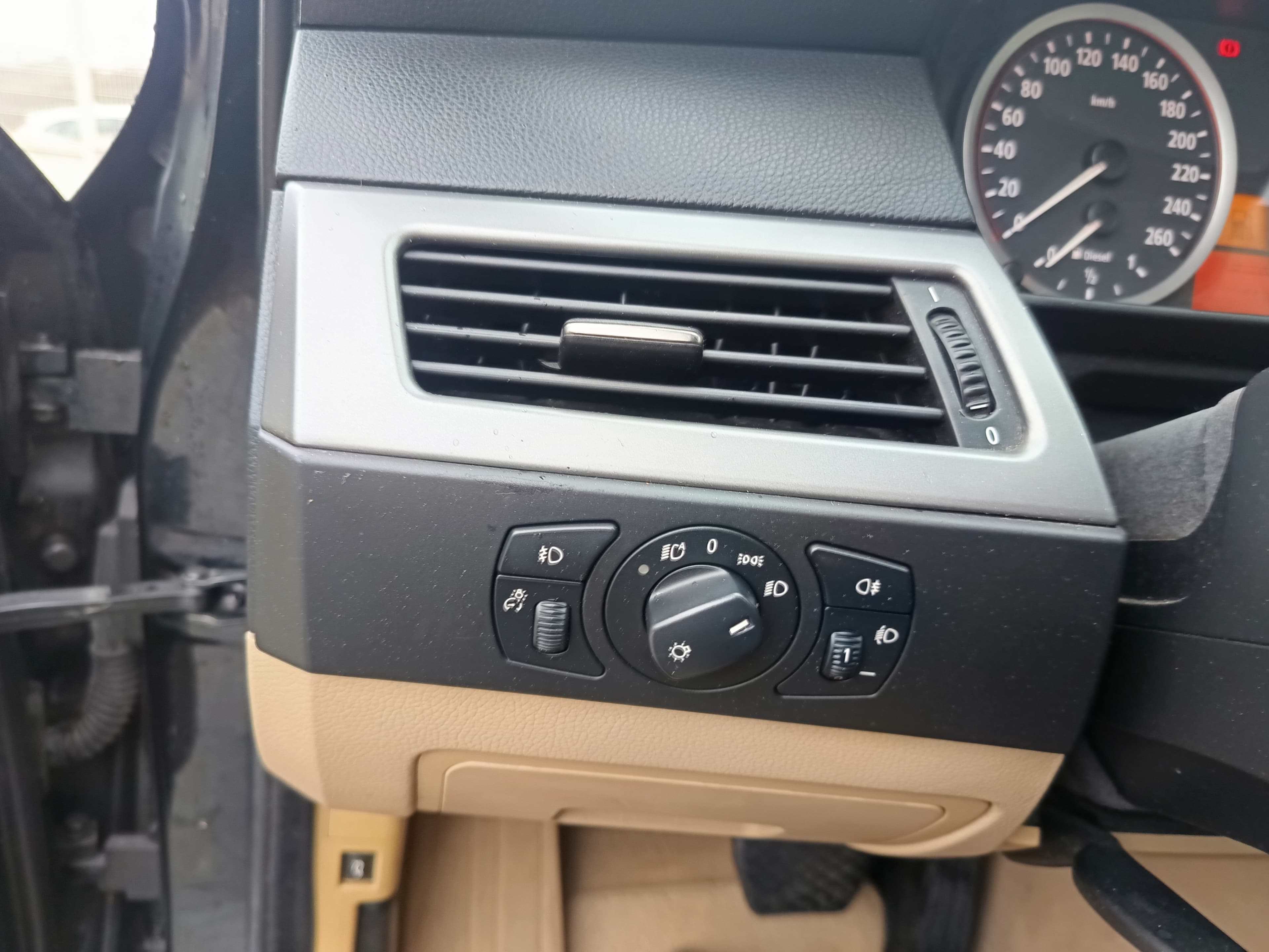 BMW 520D · Ano 2006 — image 43