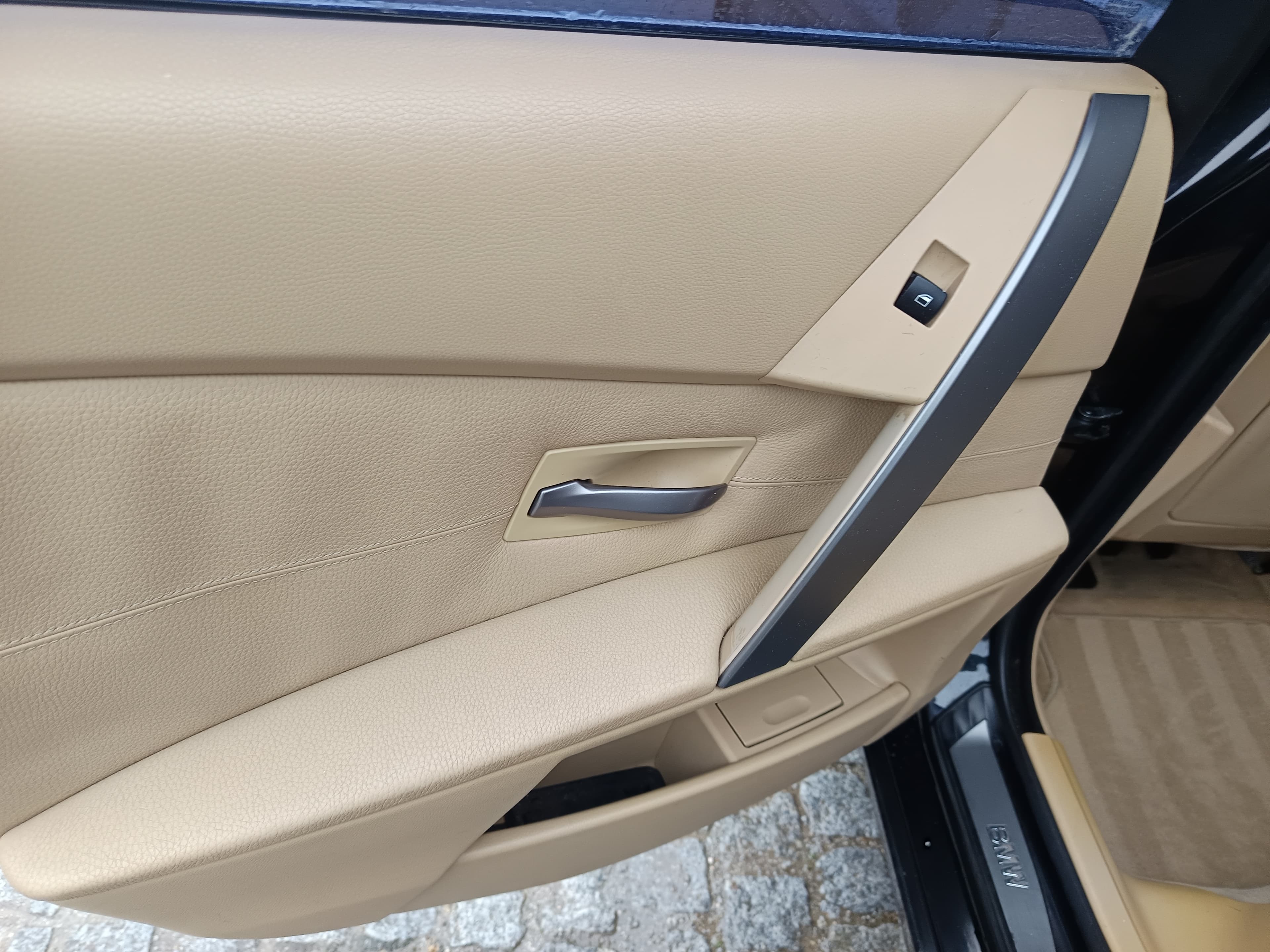 BMW 520D · Ano 2006 — image 28
