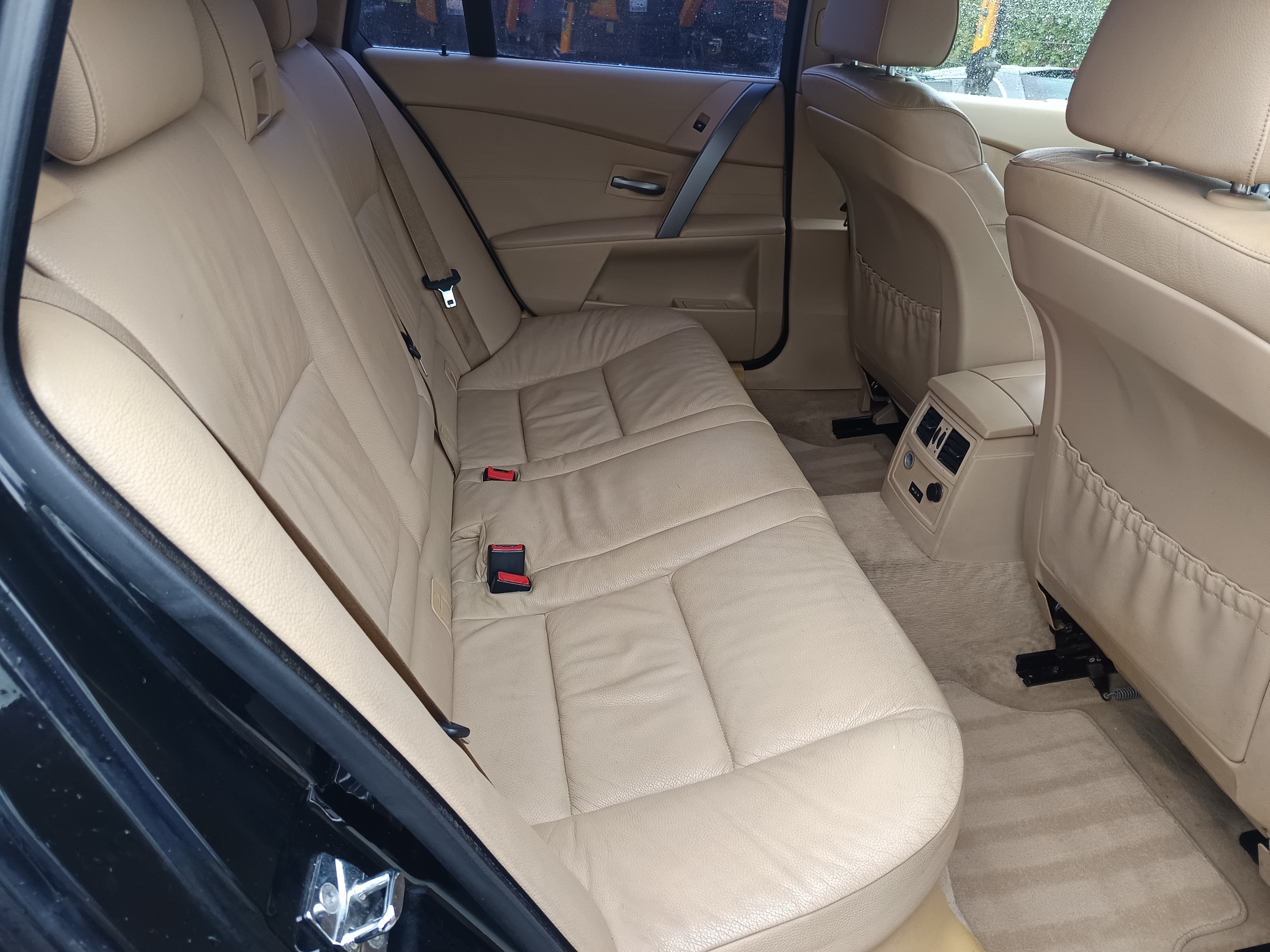BMW 520D · Ano 2006 — image 23