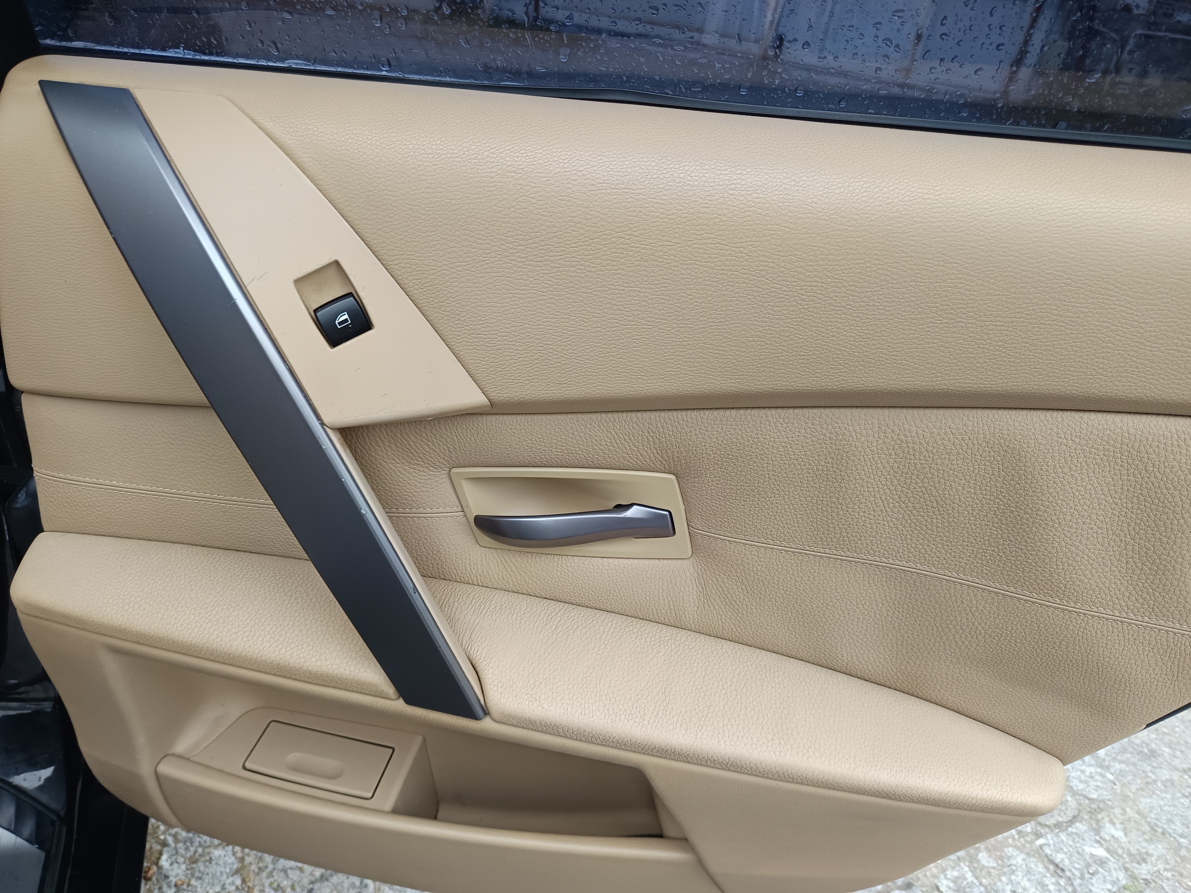 BMW 520D · Ano 2006 — image 22