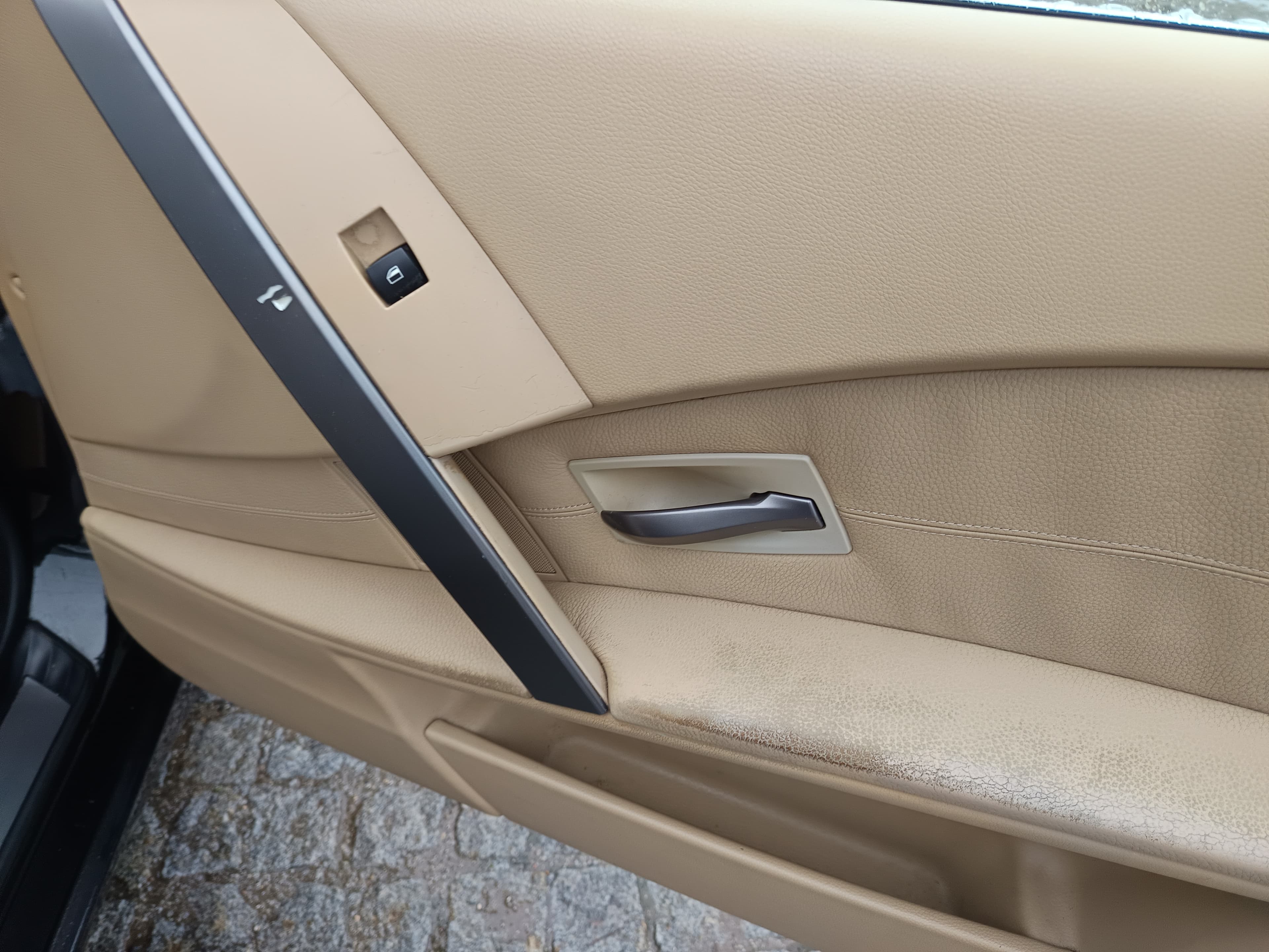 BMW 520D · Ano 2006 — image 24