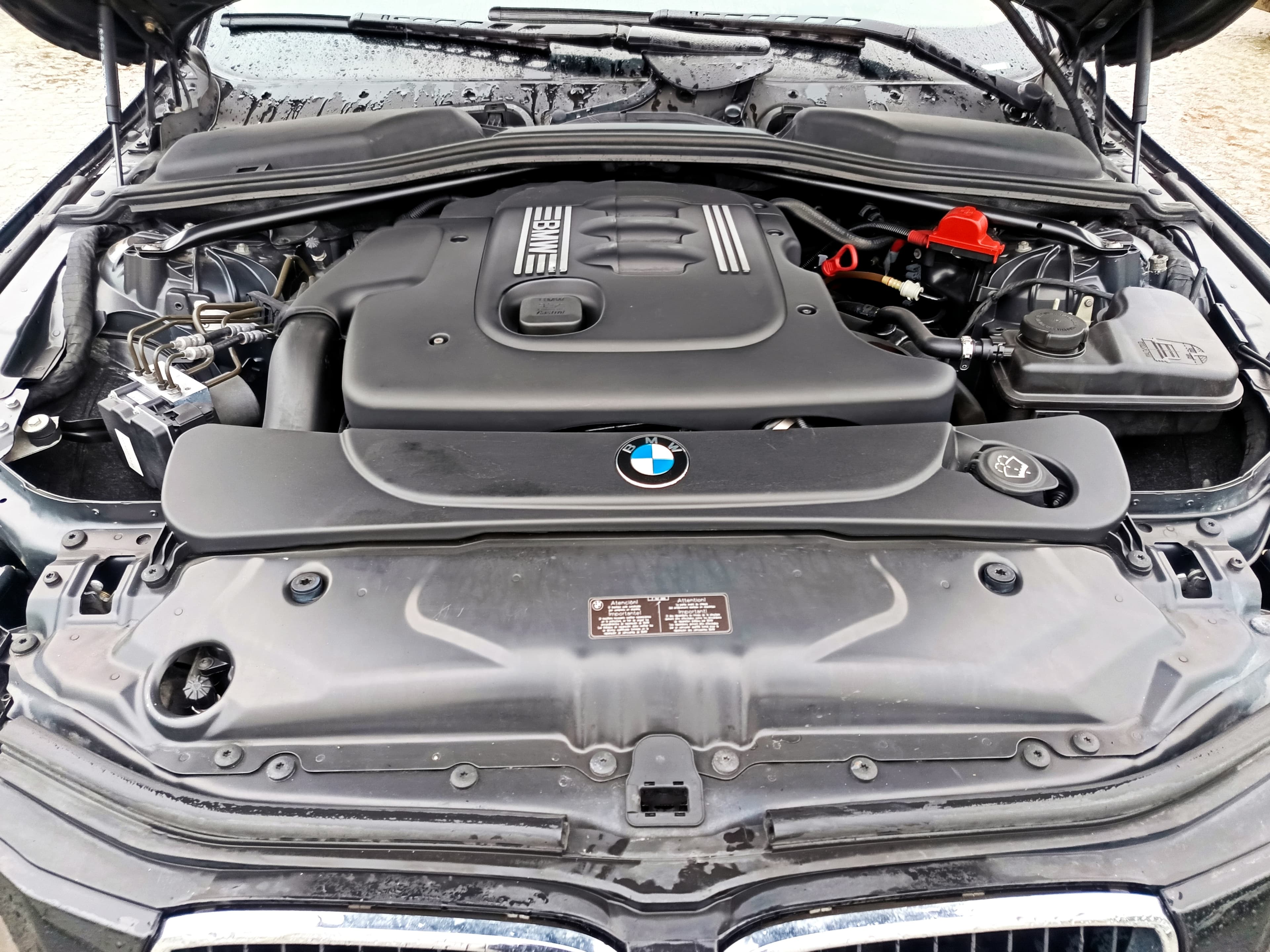 BMW 520D · Ano 2006 — image 17