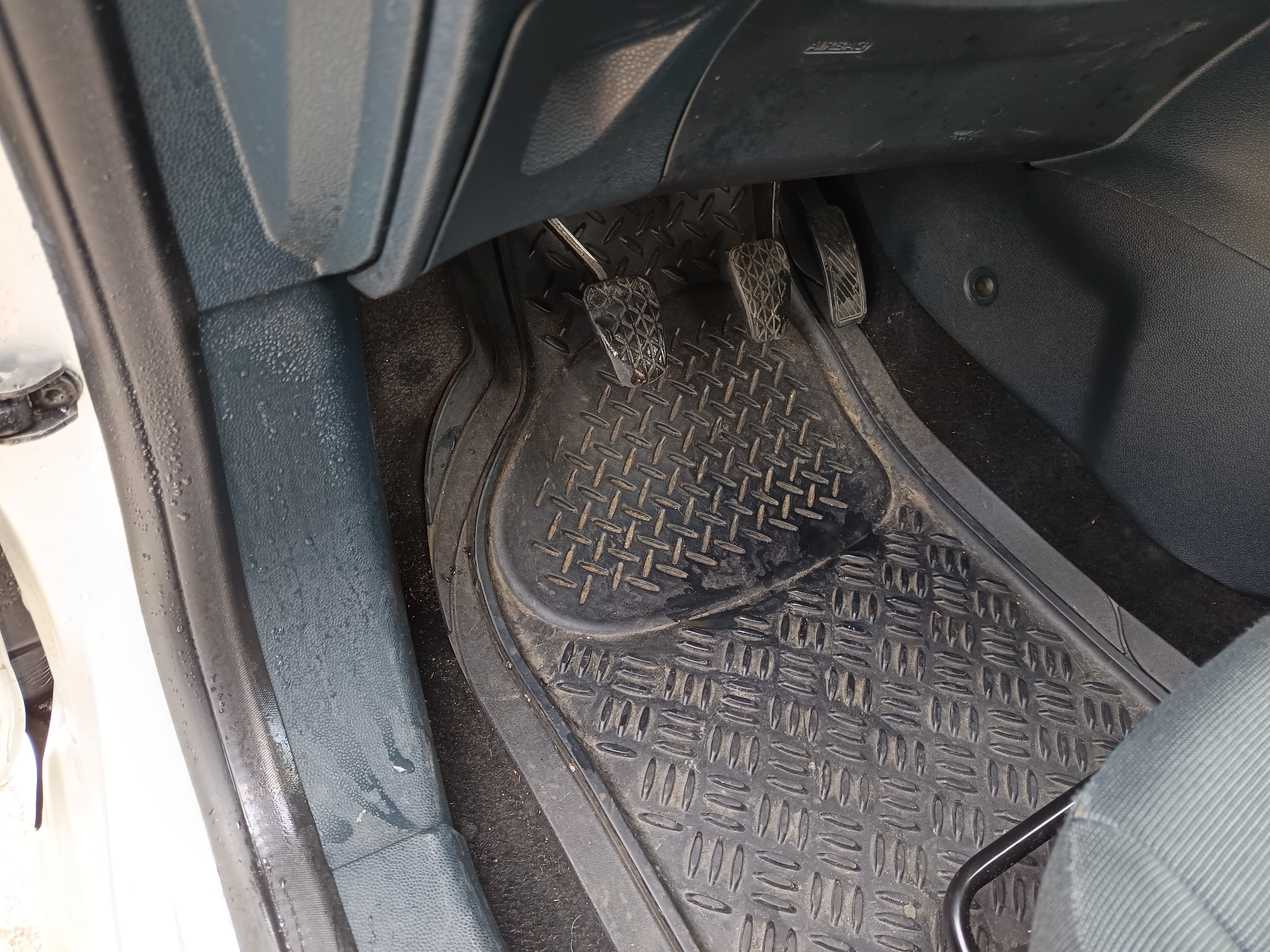 Ford Fiesta · Ano 2010 — imagem 32