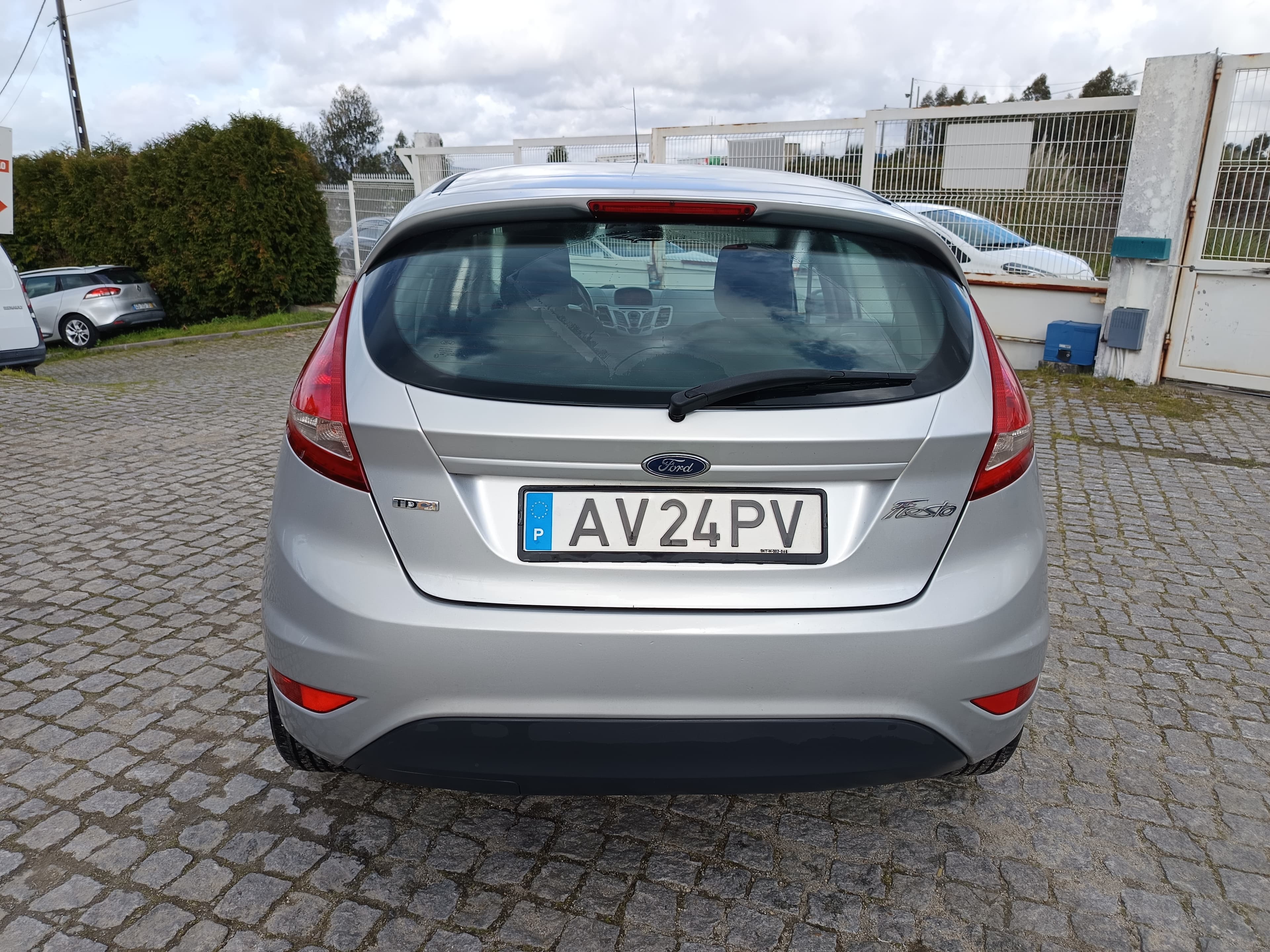 Ford Fiesta · Ano 2010 — imagem 5