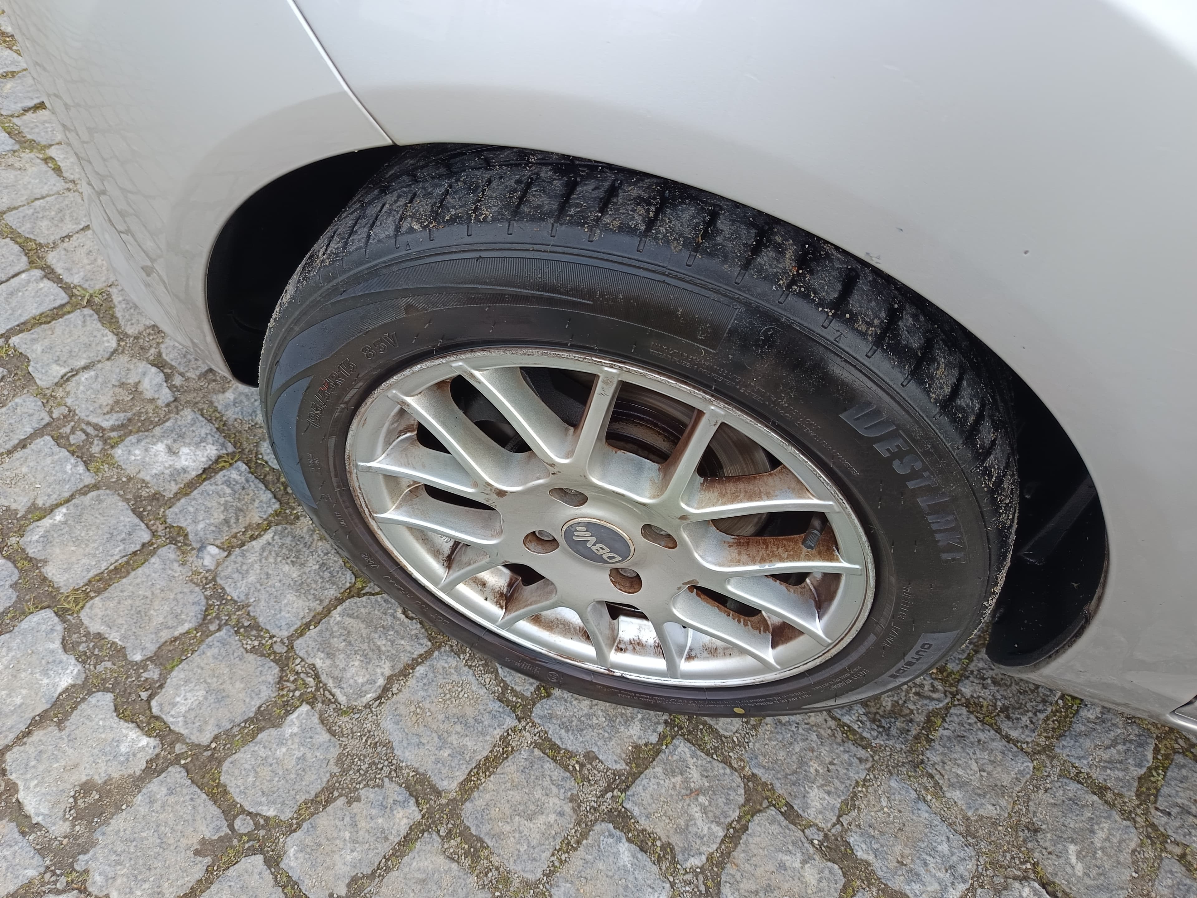 Ford Fiesta · Ano 2010 — imagem 11