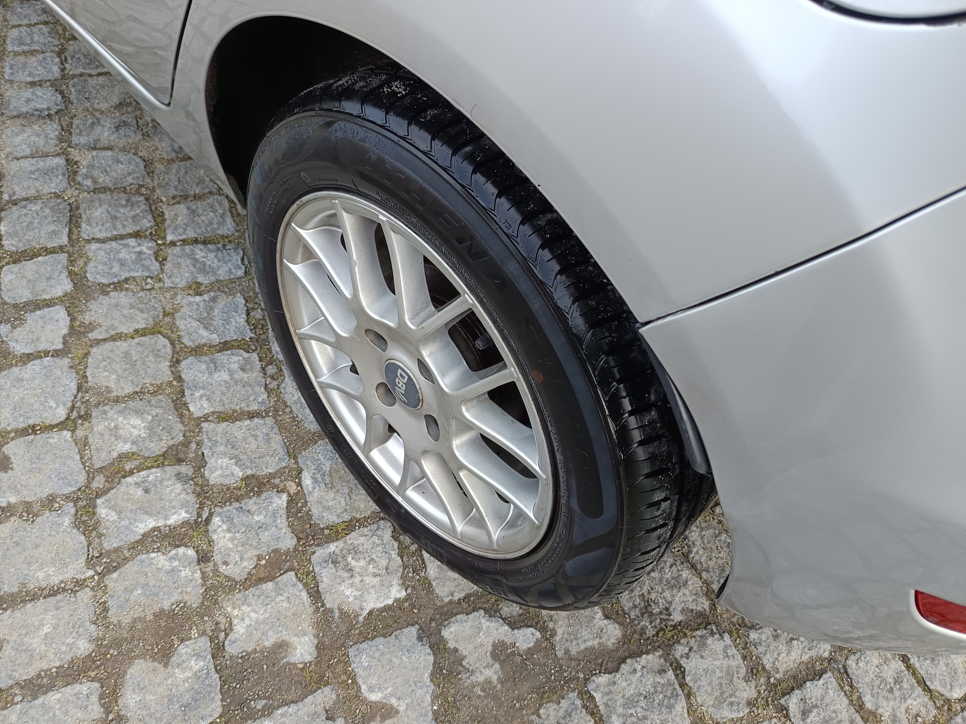 Ford Fiesta · Ano 2010 — imagem 9
