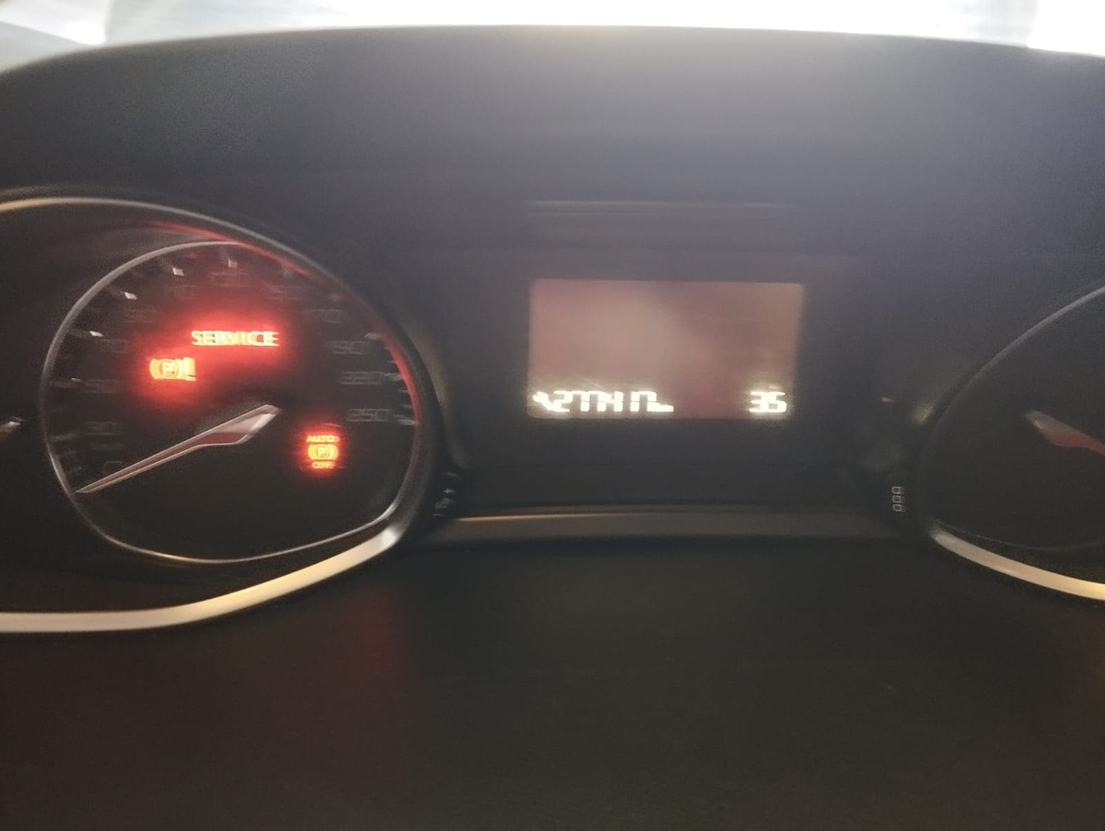Peugeot 308 · Año 2015 — imagen 19