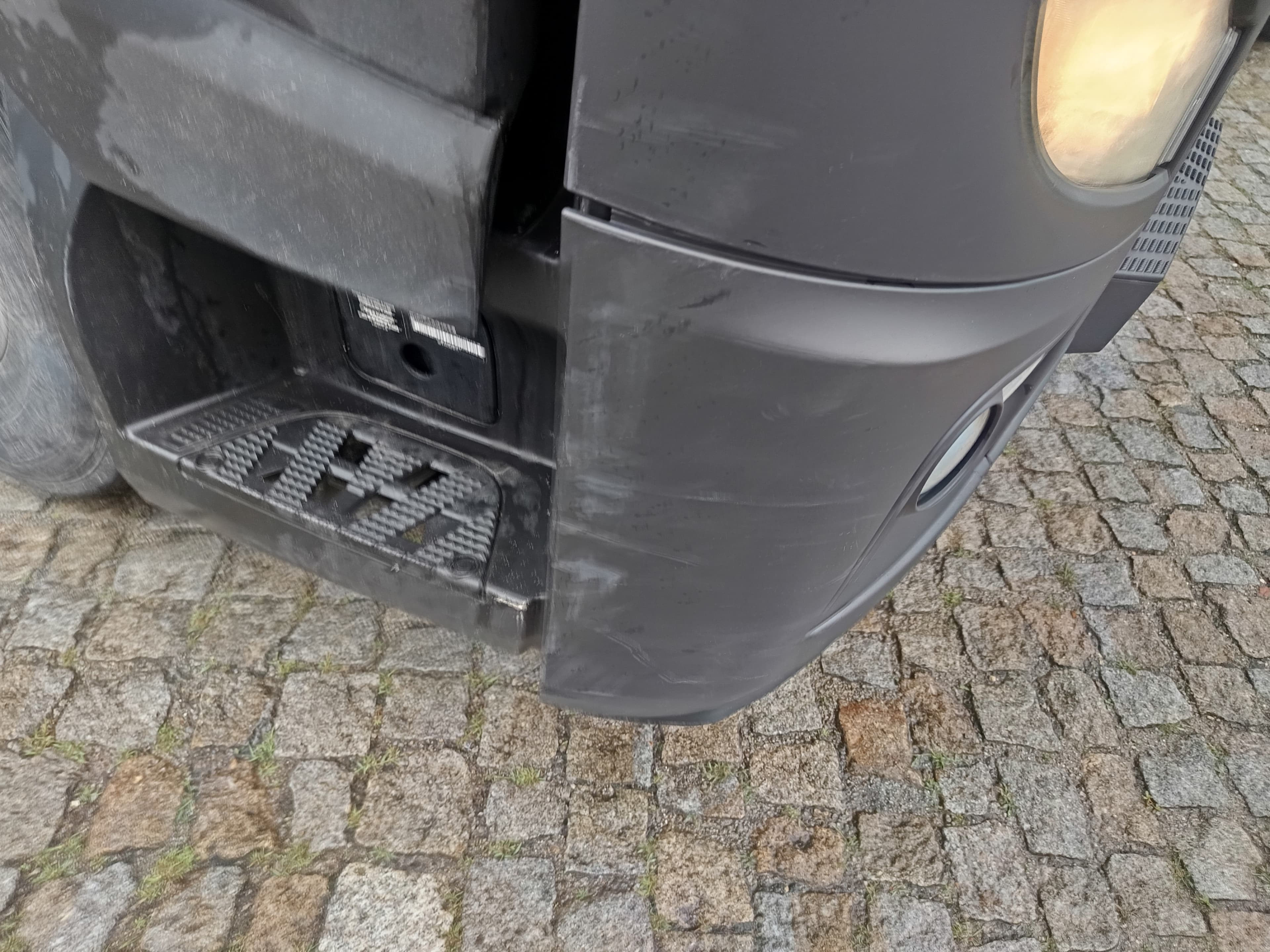 Mercedes-Benz 1845 · Ano 2014 — imagem 12