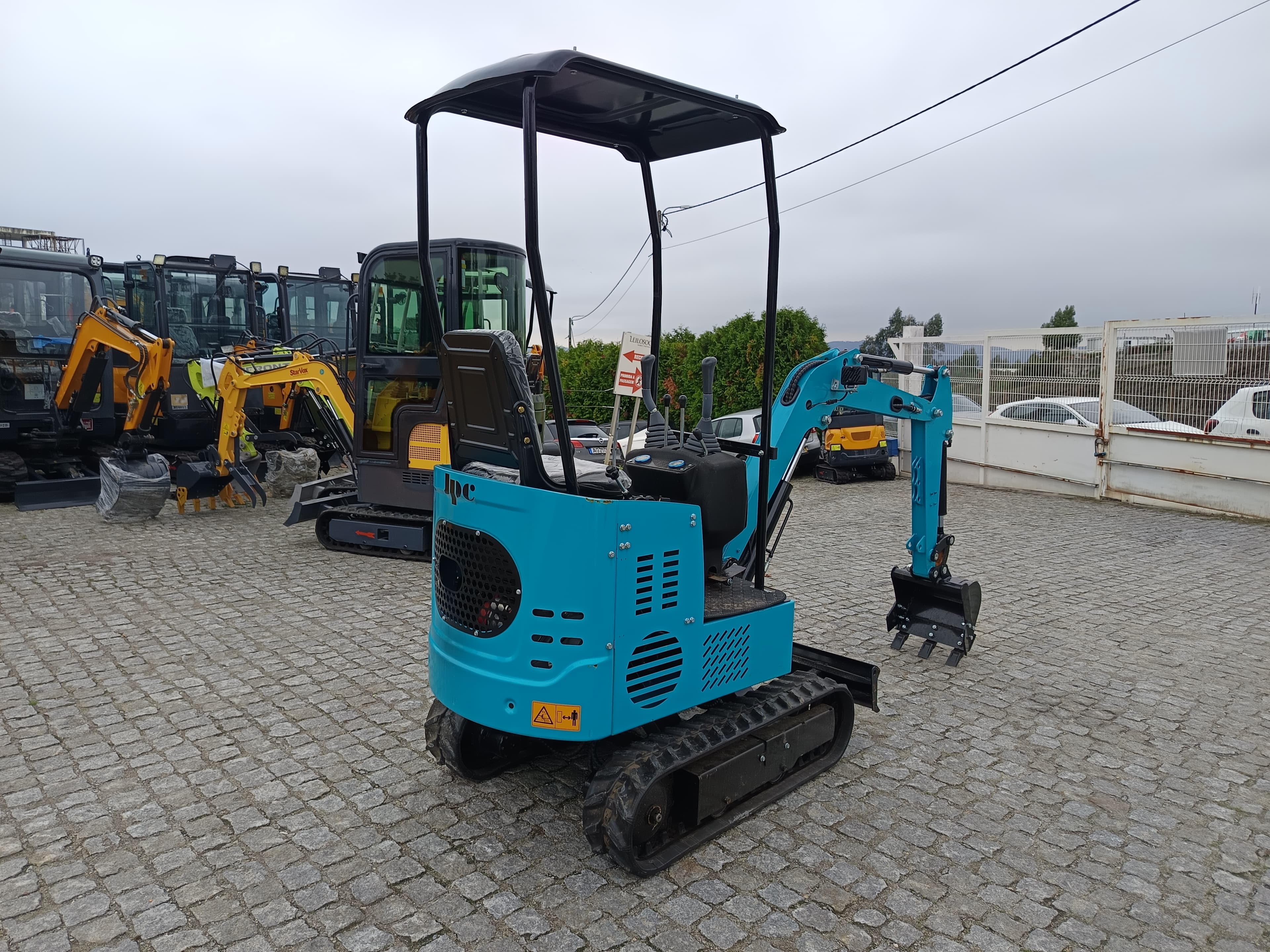 Mini Giratoria JPC KV12 · Año 2025 — imagen 3