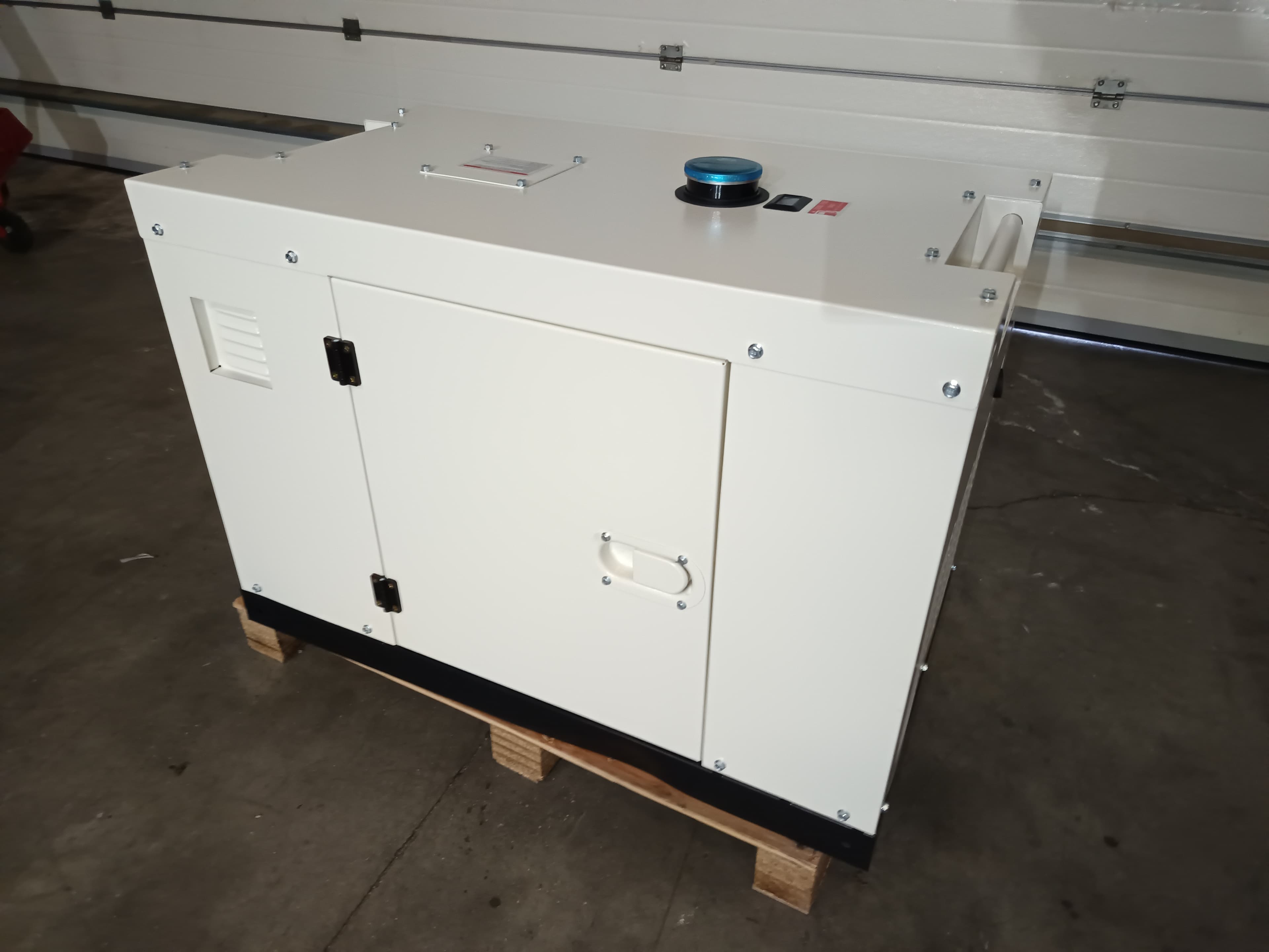 Gerador Compal Power VG-R110 · Ano 2025 — imagem 8