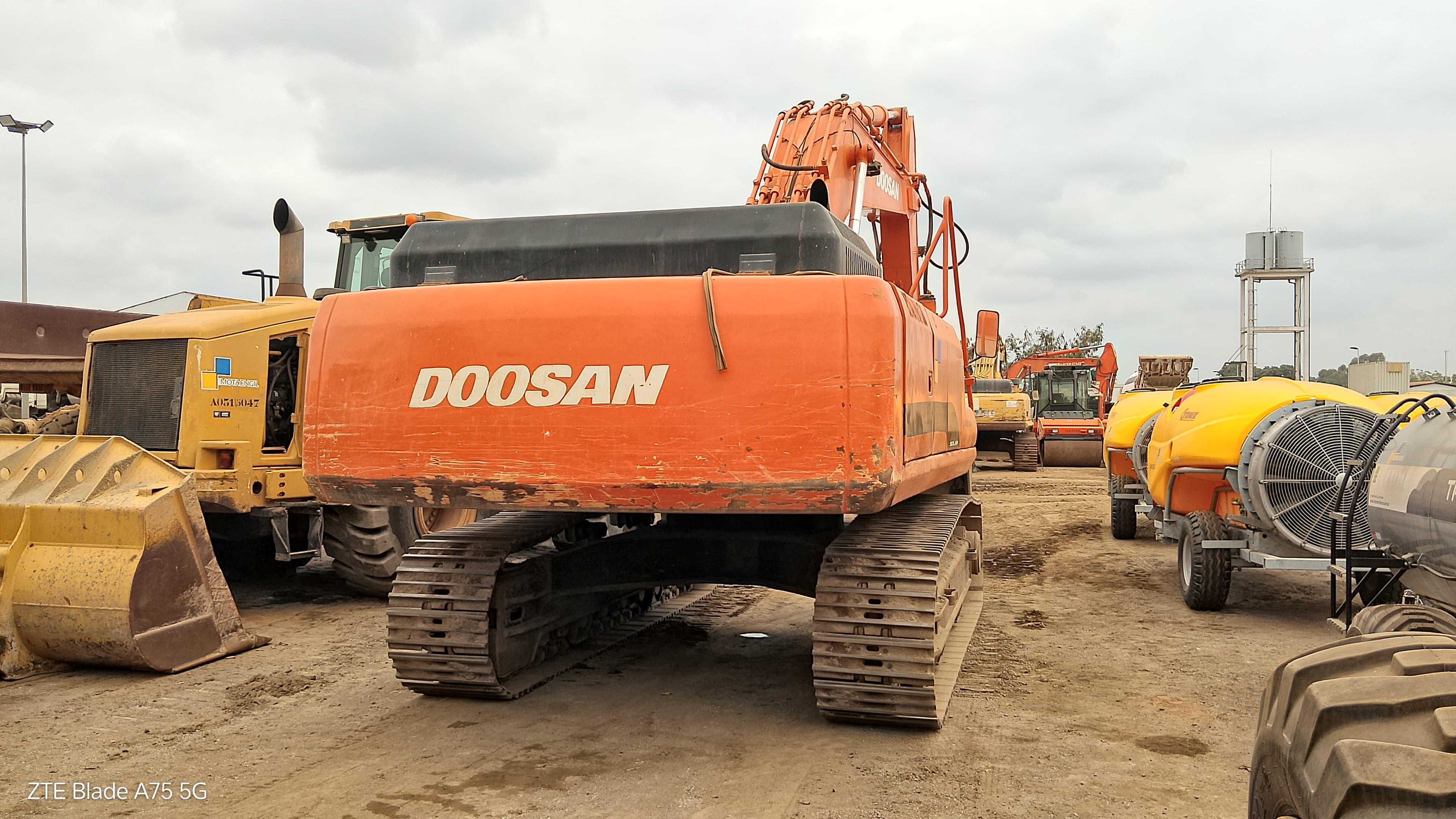 Escavadora de Rastos 35 T DOSAN S-340 LC-V — imagem 5