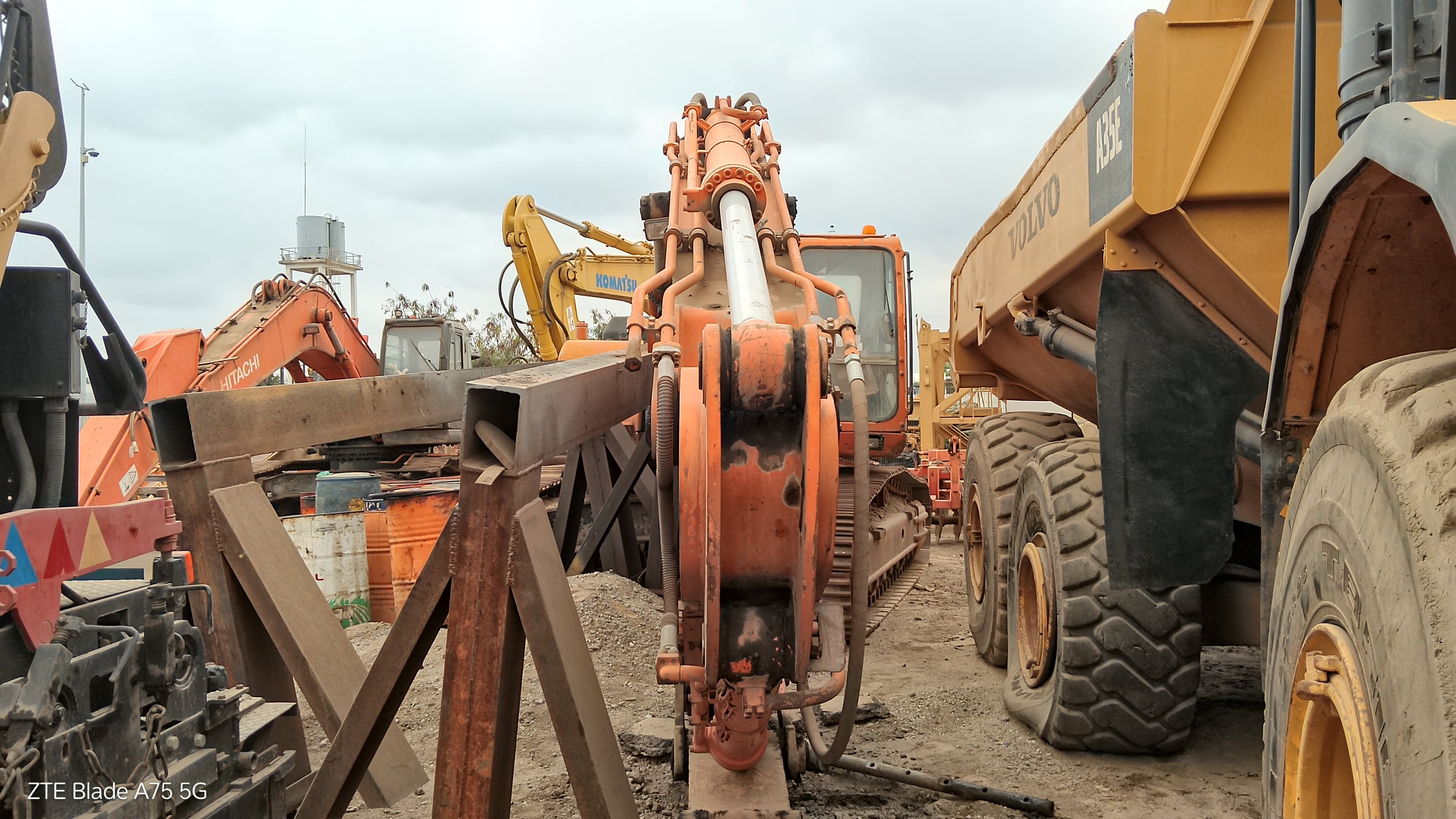 Escavadora de Rastos 45 T DOSAN S-420 LC-V — imagem 4