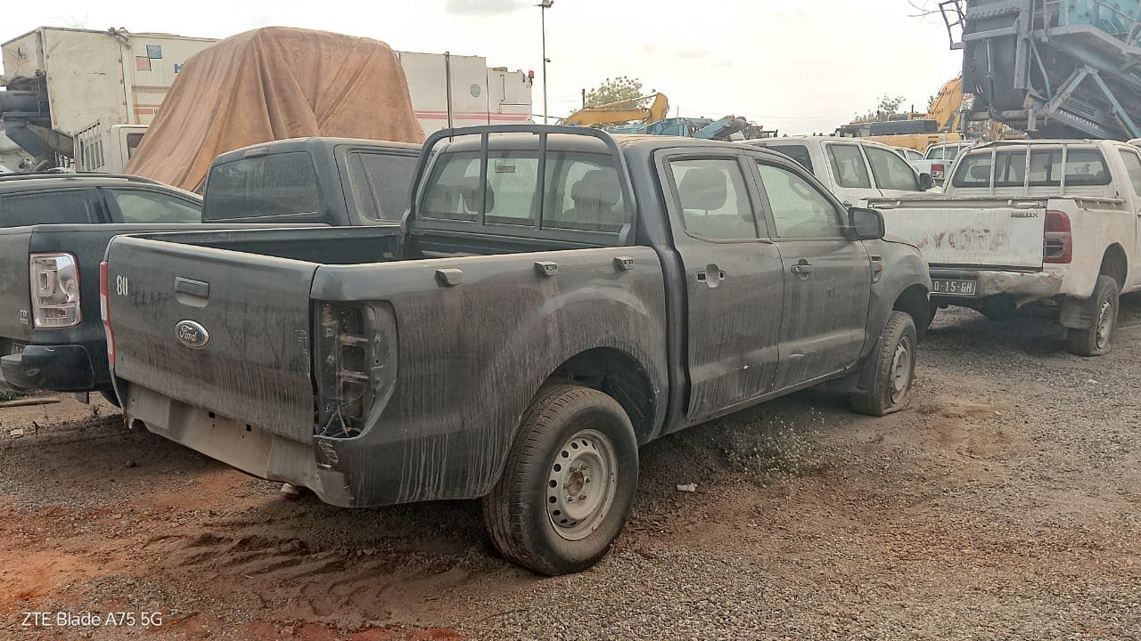 5 FORD RANGER, 1 FORD ESCAPE e 1 FORD FIGO — imagen 2