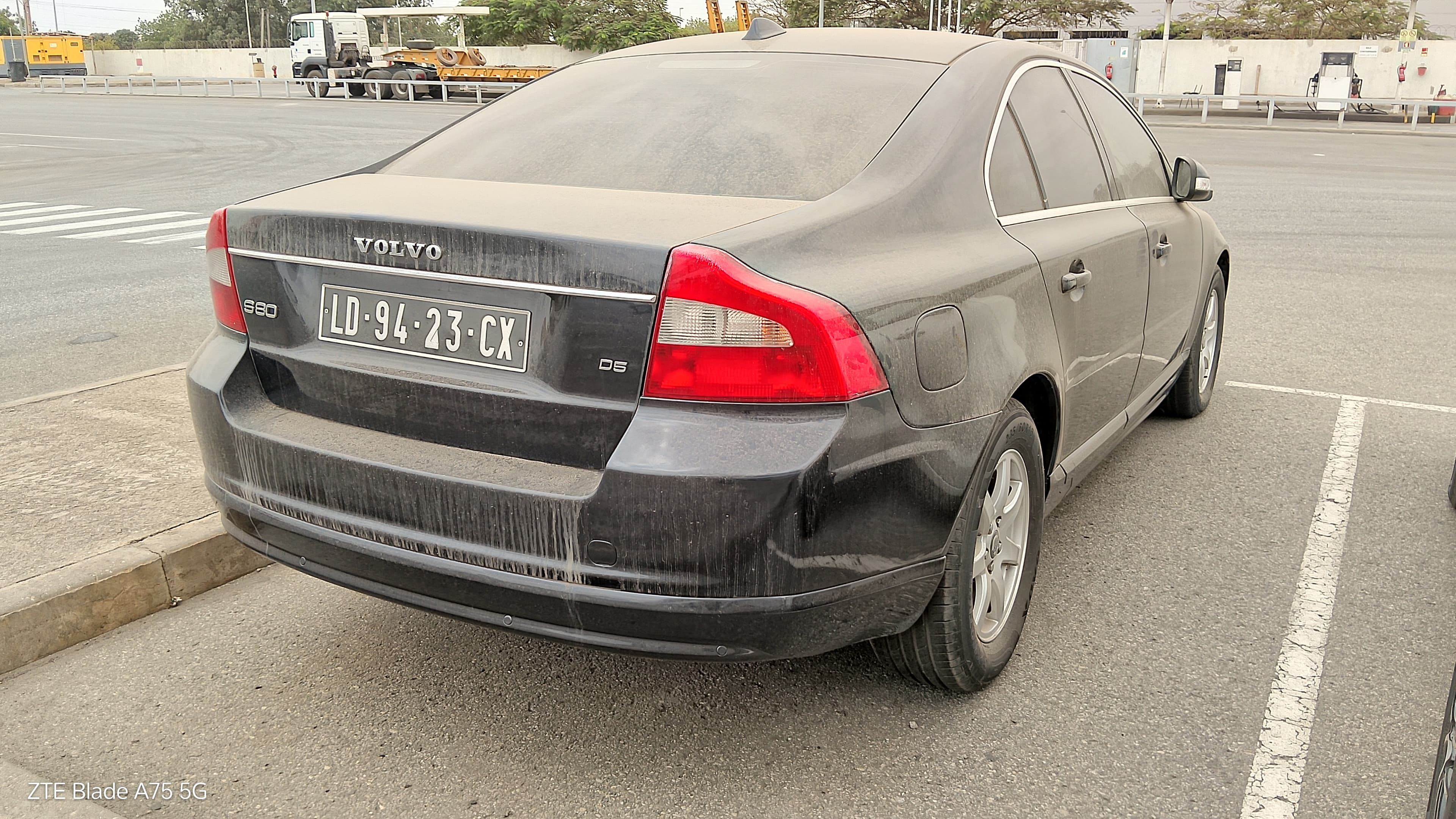 VOLVO S80 D5 185 CV — imagem 6