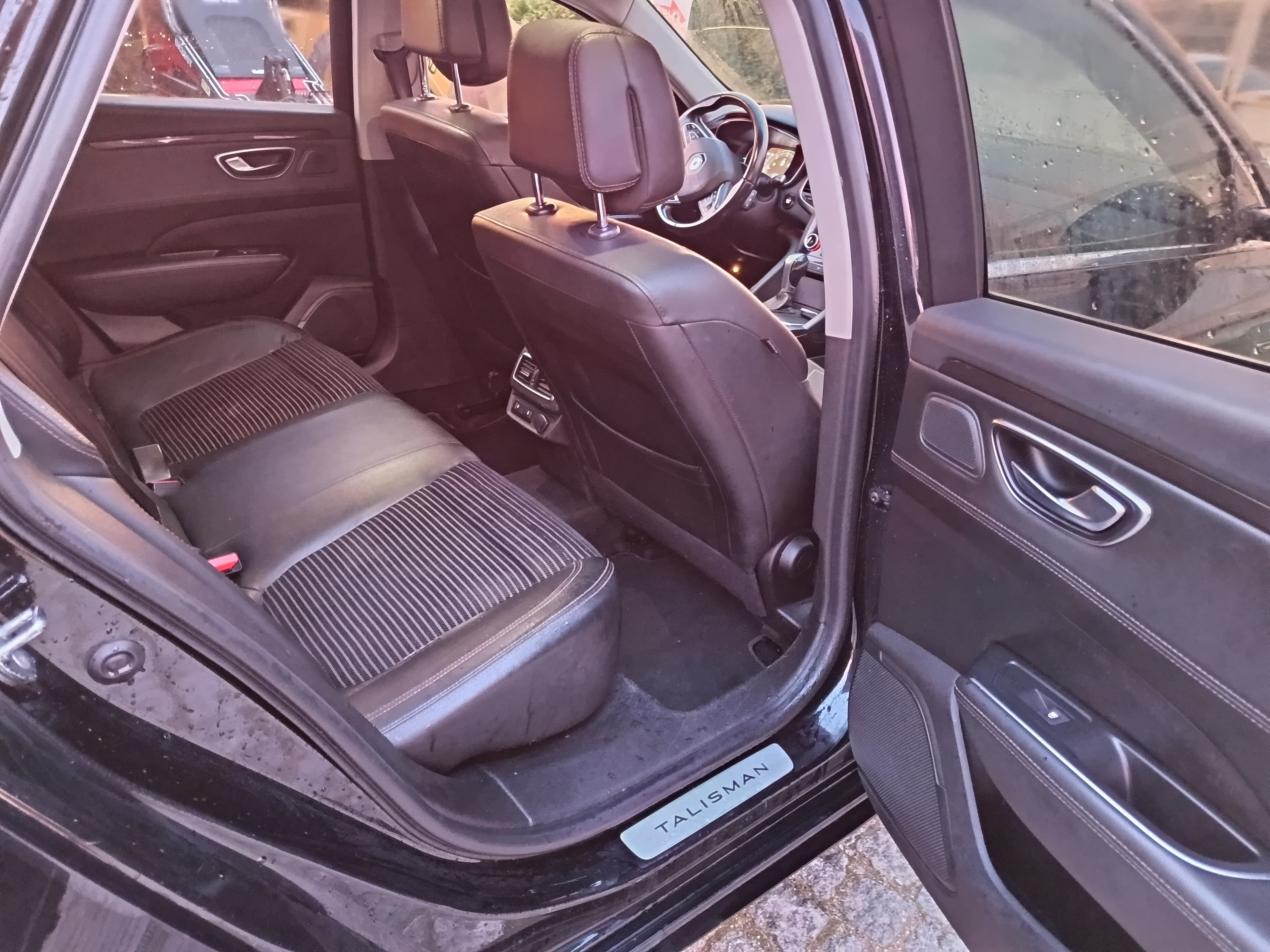 Renault Talisman · Ano 2016   Més Dezembro — image 27