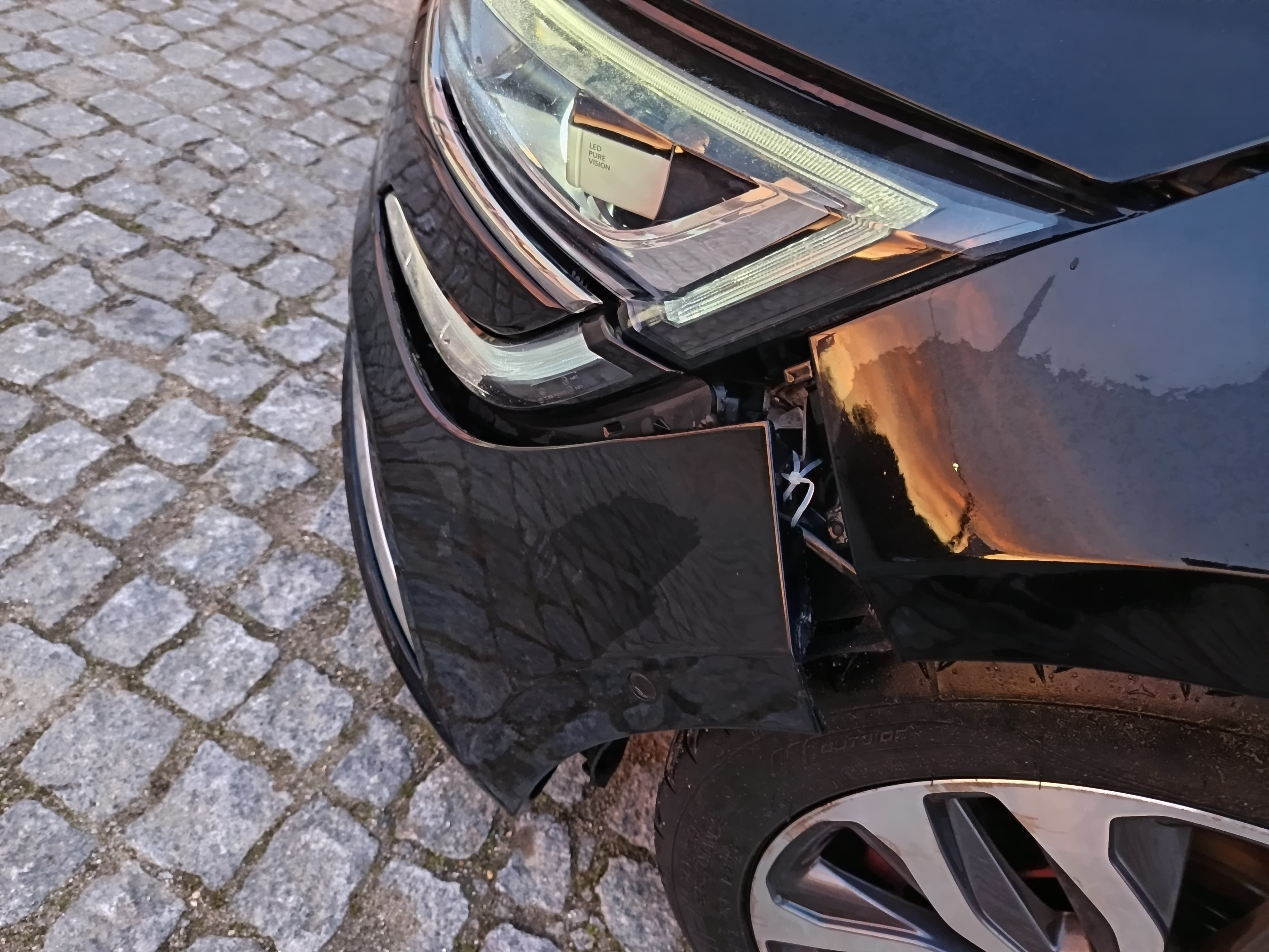 Renault Talisman · Ano 2016   Més Dezembro — image 22