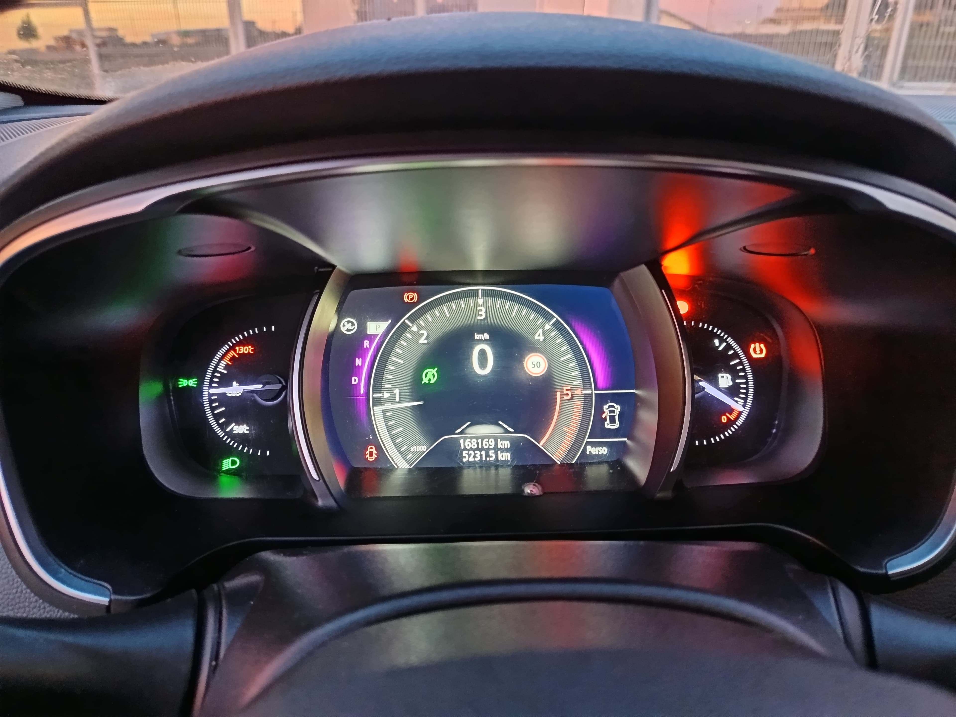 Renault Talisman · Ano 2016   Més Dezembro — image 48