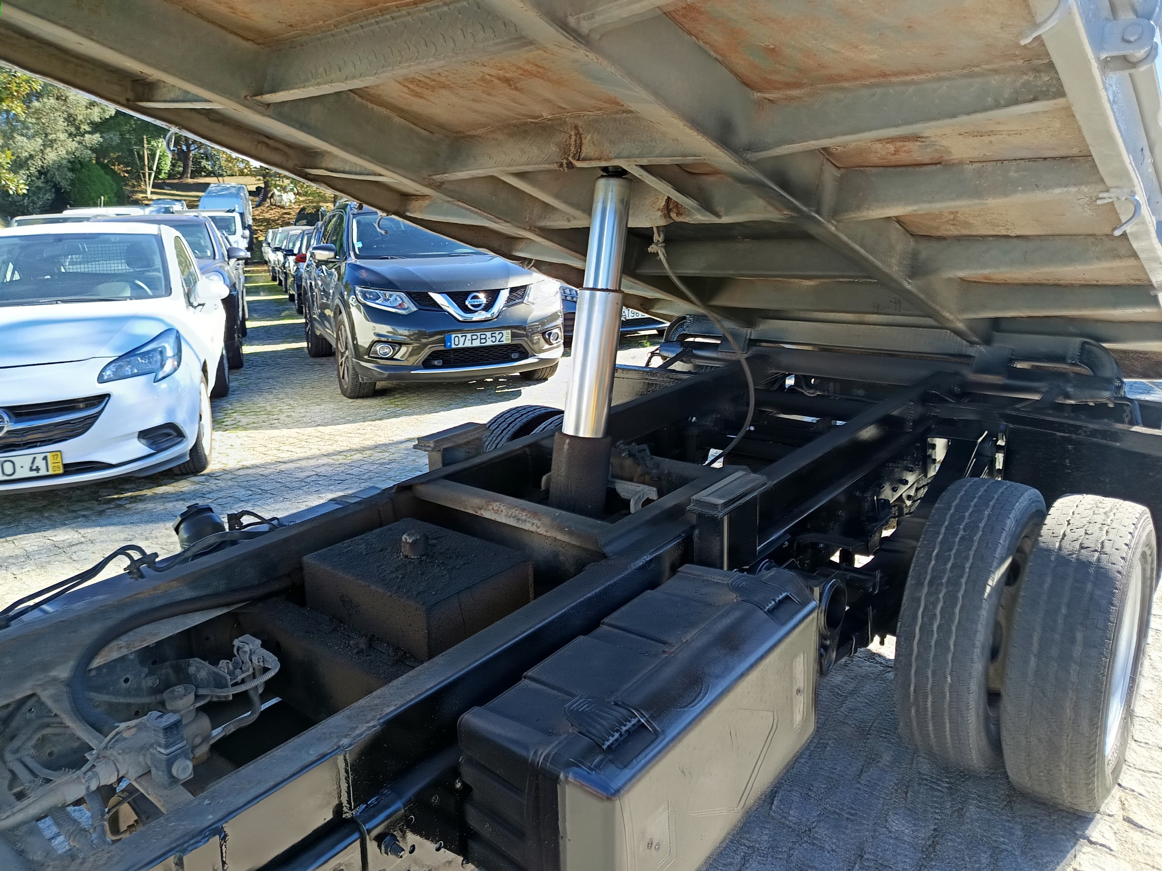 Mitsubishi Canter · Ano 2008 — imagem 33