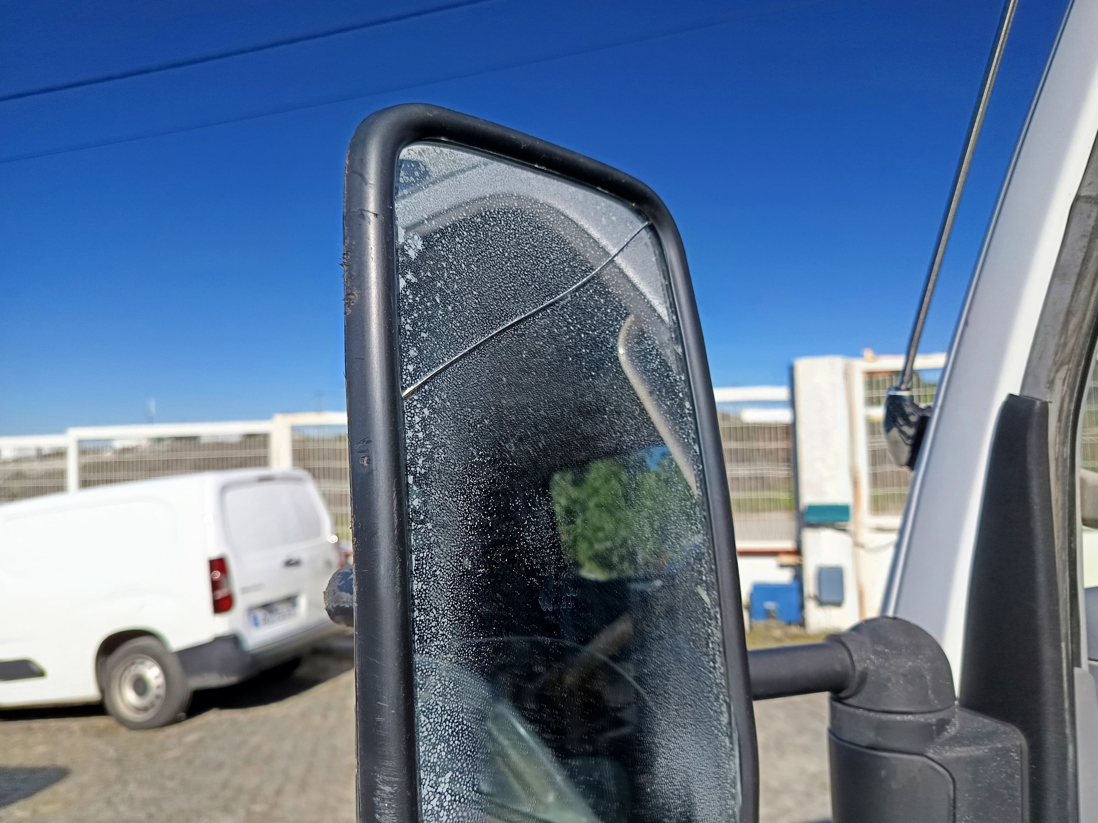 Mitsubishi Canter · Ano 2008 — imagem 13
