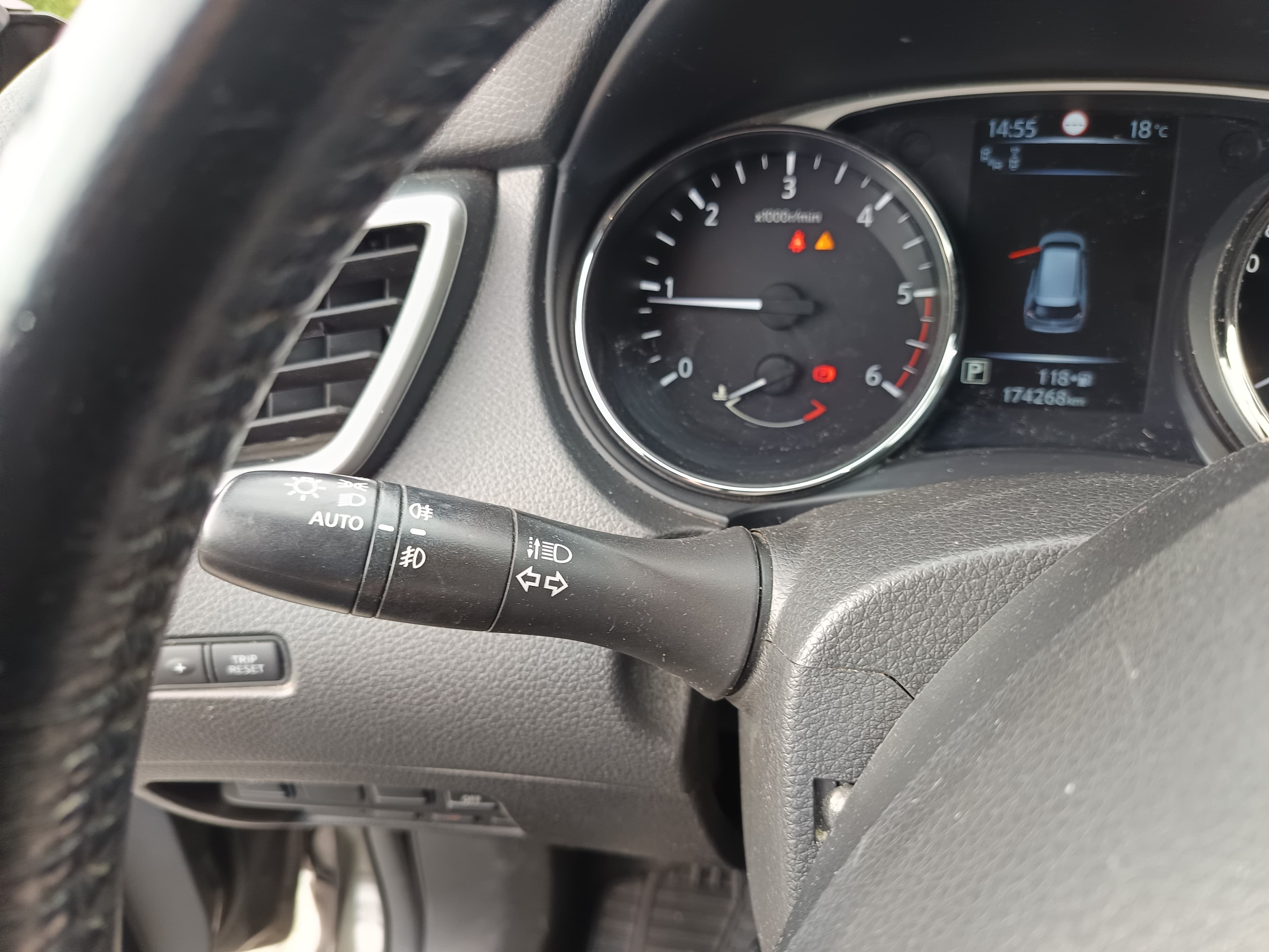 Nissan X-Trail · Ano 2014 — image 51