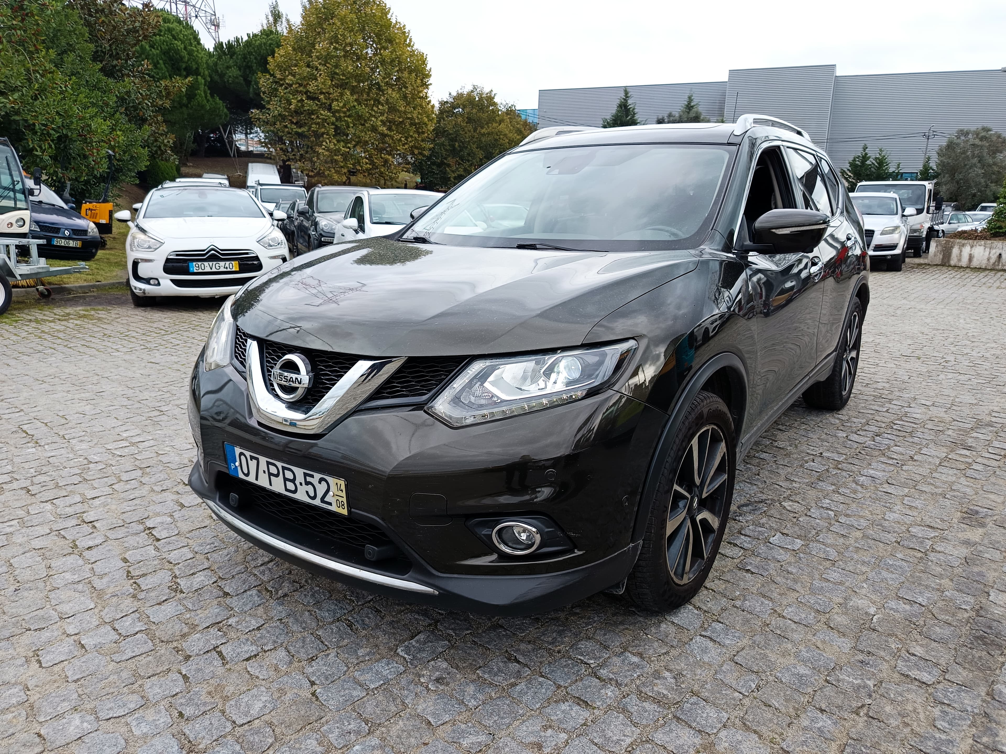 Nissan X-Trail · Ano 2014 — image 1
