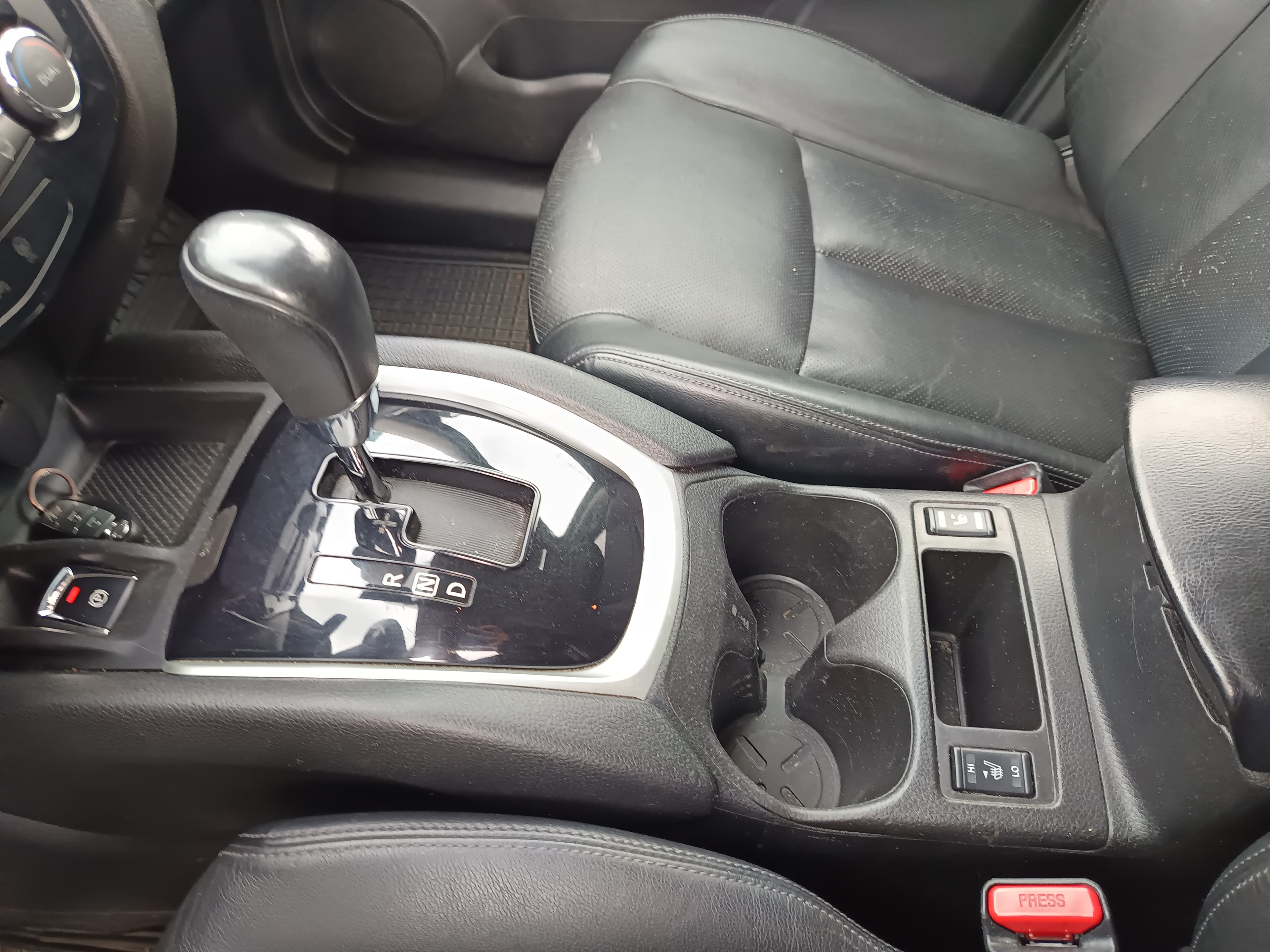 Nissan X-Trail · Ano 2014 — image 47