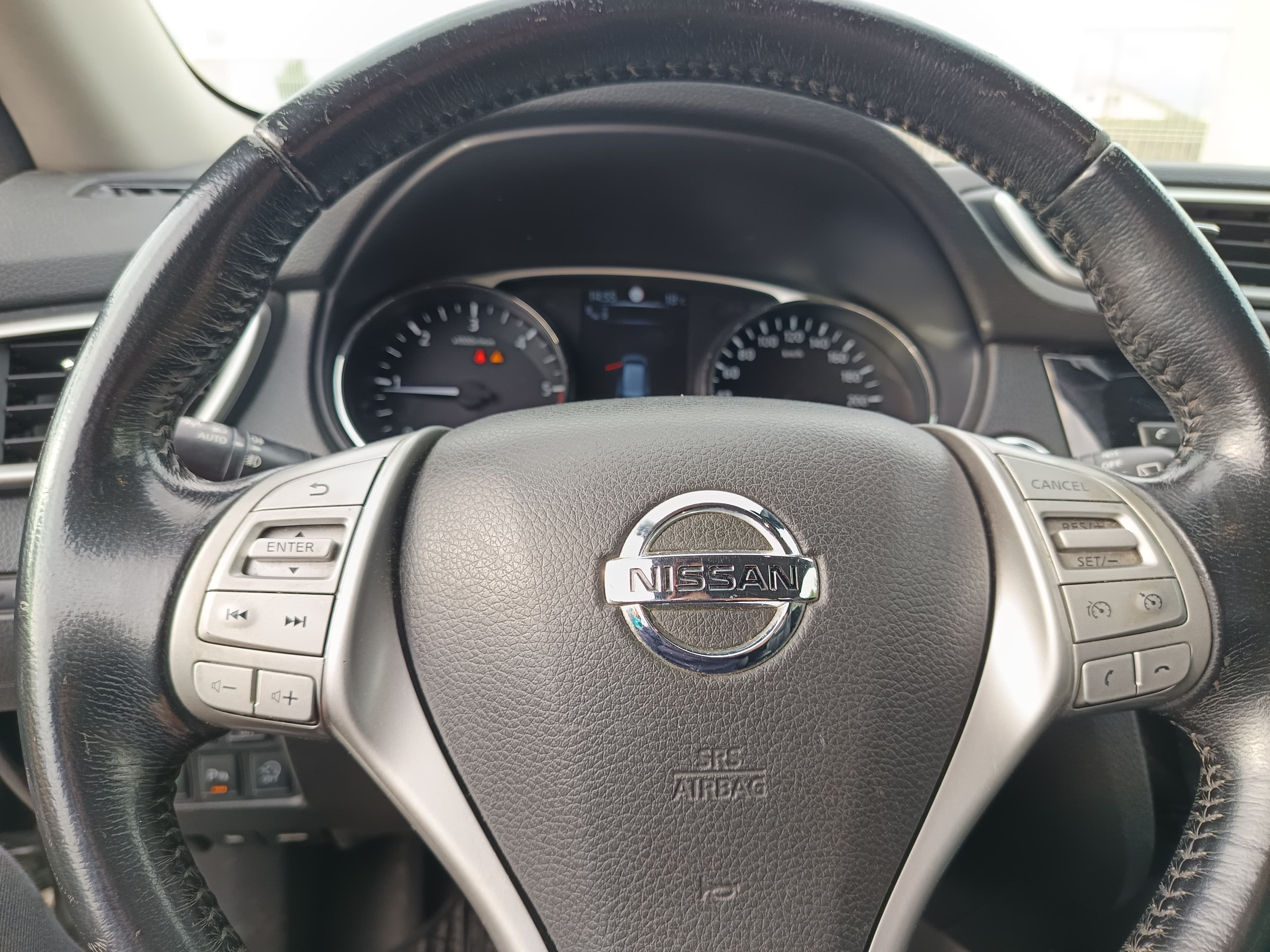 Nissan X-Trail · Ano 2014 — image 48