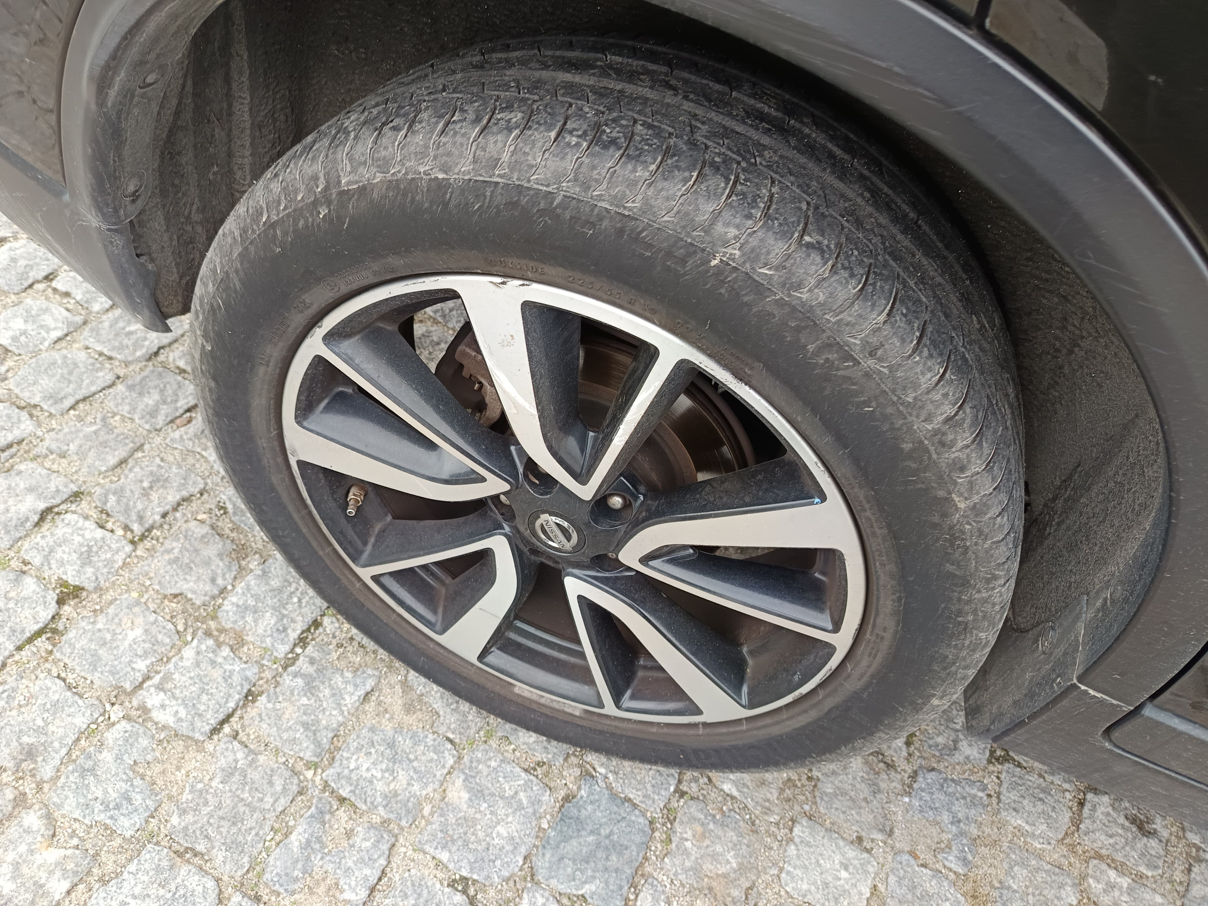 Nissan X-Trail · Ano 2014 — image 9