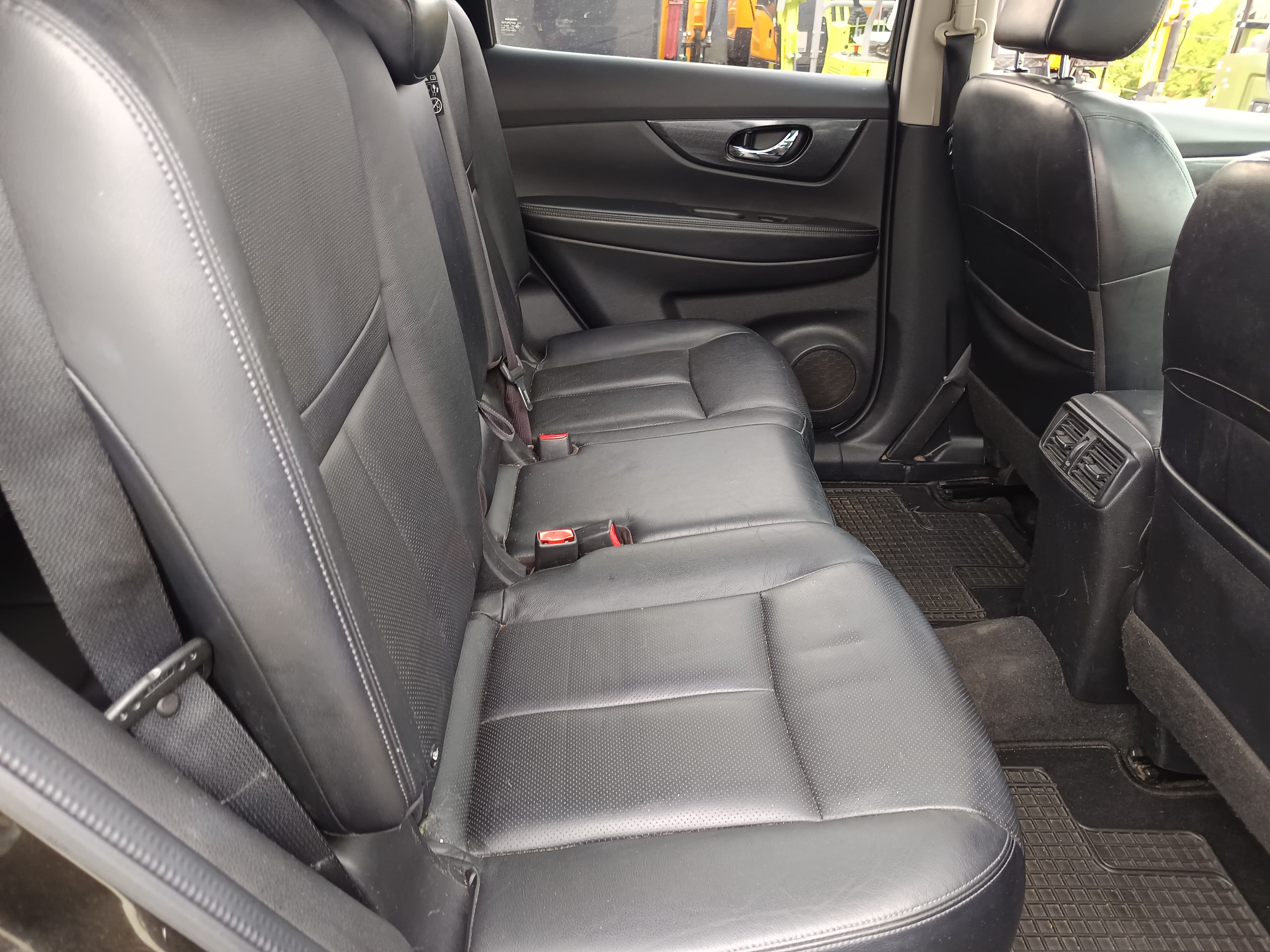 Nissan X-Trail · Ano 2014 — image 26