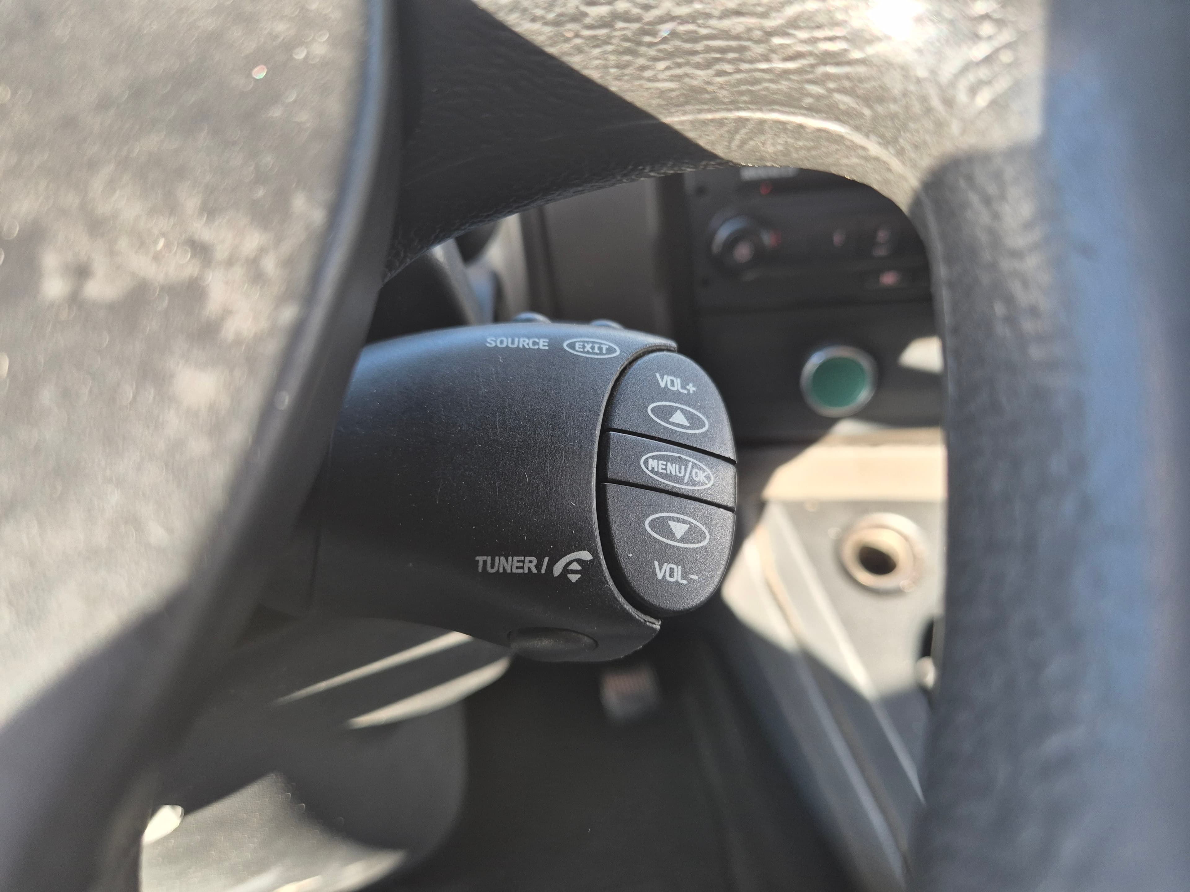 Renault Midlum · Ano 2009 — image 37