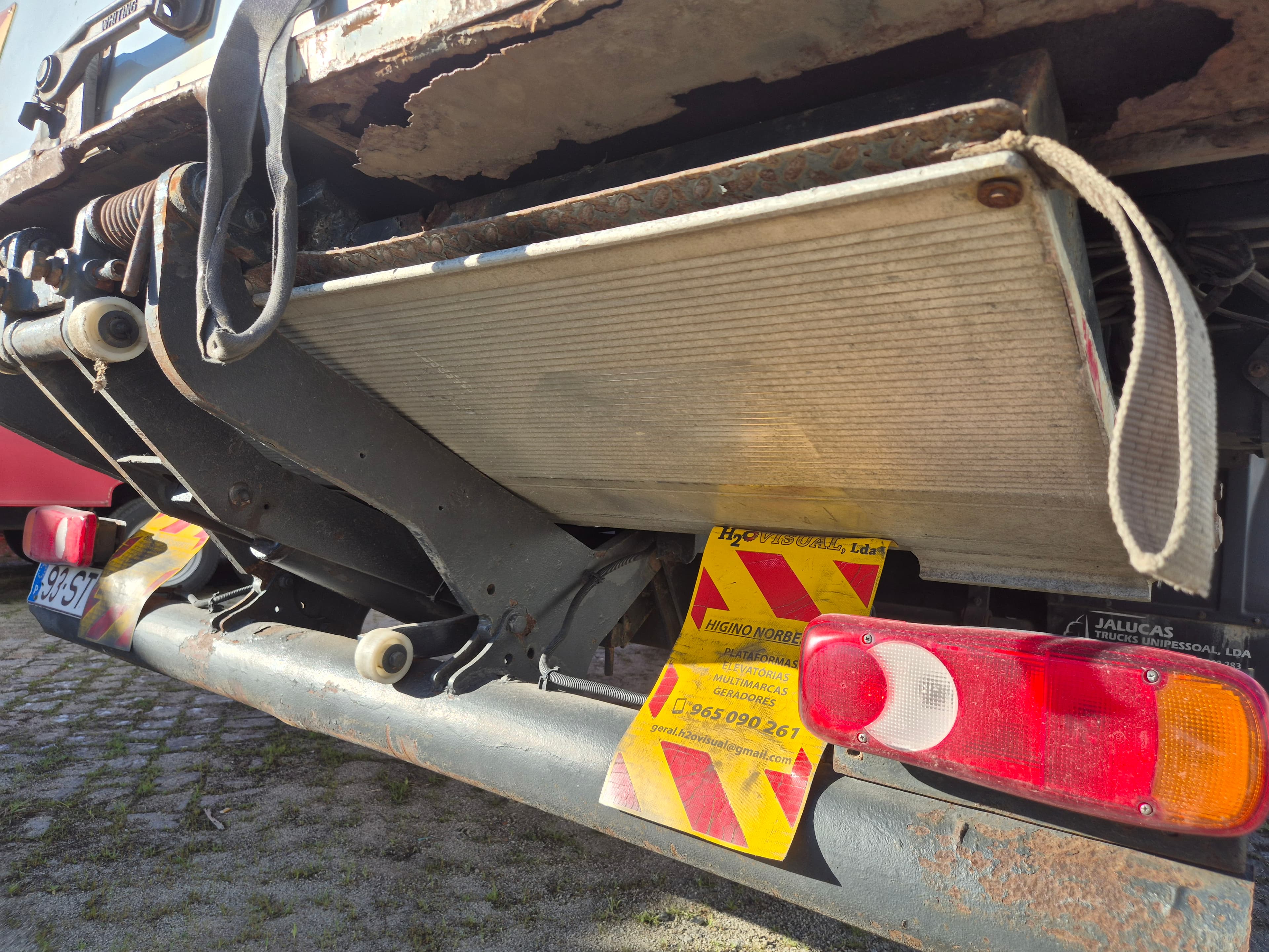 Renault Midlum · Ano 2009 — image 24