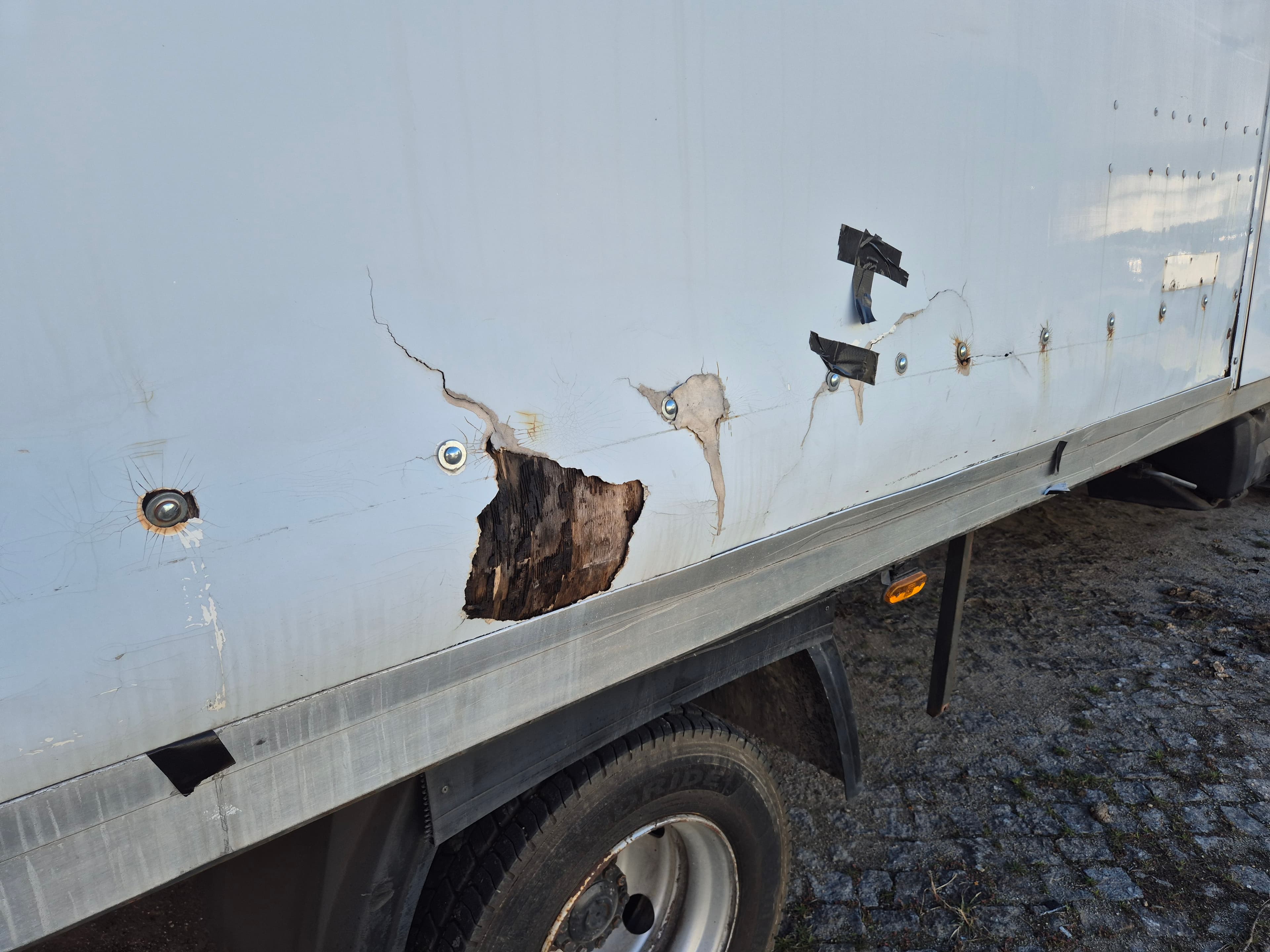 Renault Midlum · Ano 2009 — image 20