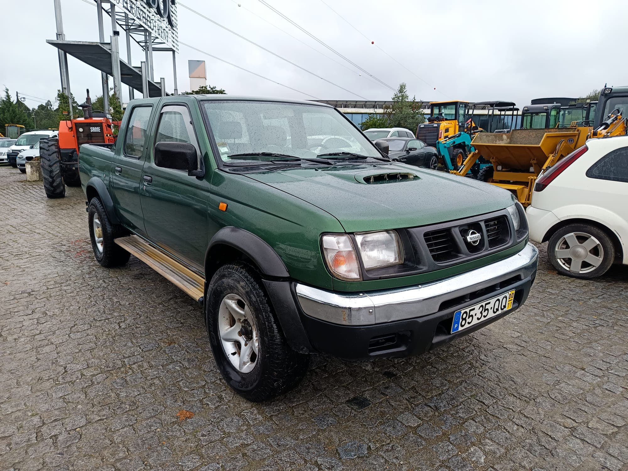 Nissan Pick UP 2.5 TD 4WD · Ano 2000 — imagem 3