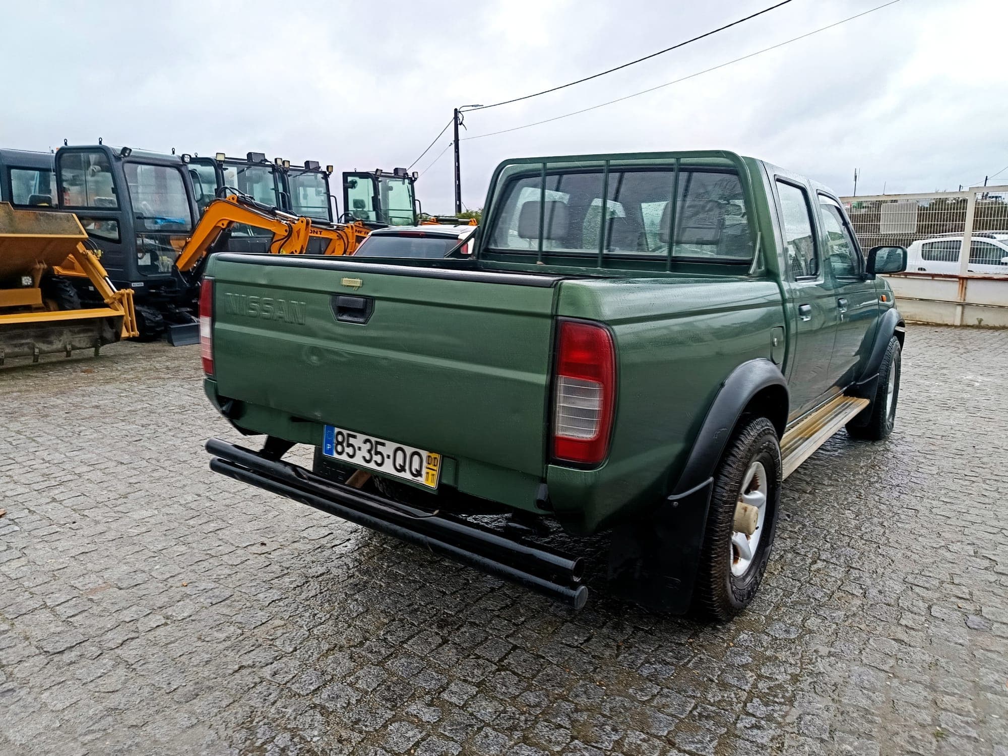 Nissan Pick UP 2.5 TD 4WD · Ano 2000 — imagem 4
