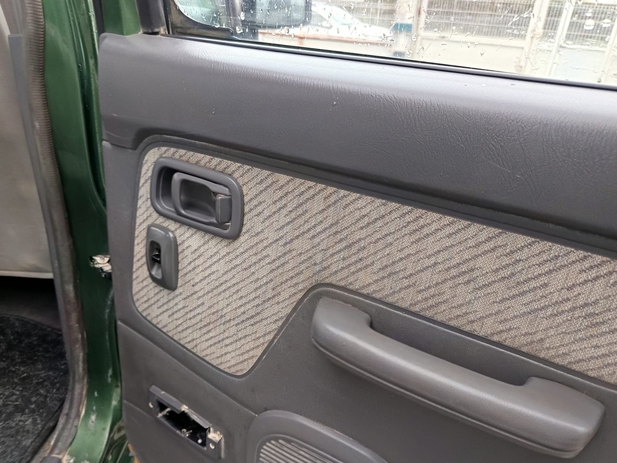 Nissan Pick UP 2.5 TD 4WD · Ano 2000 — imagem 28