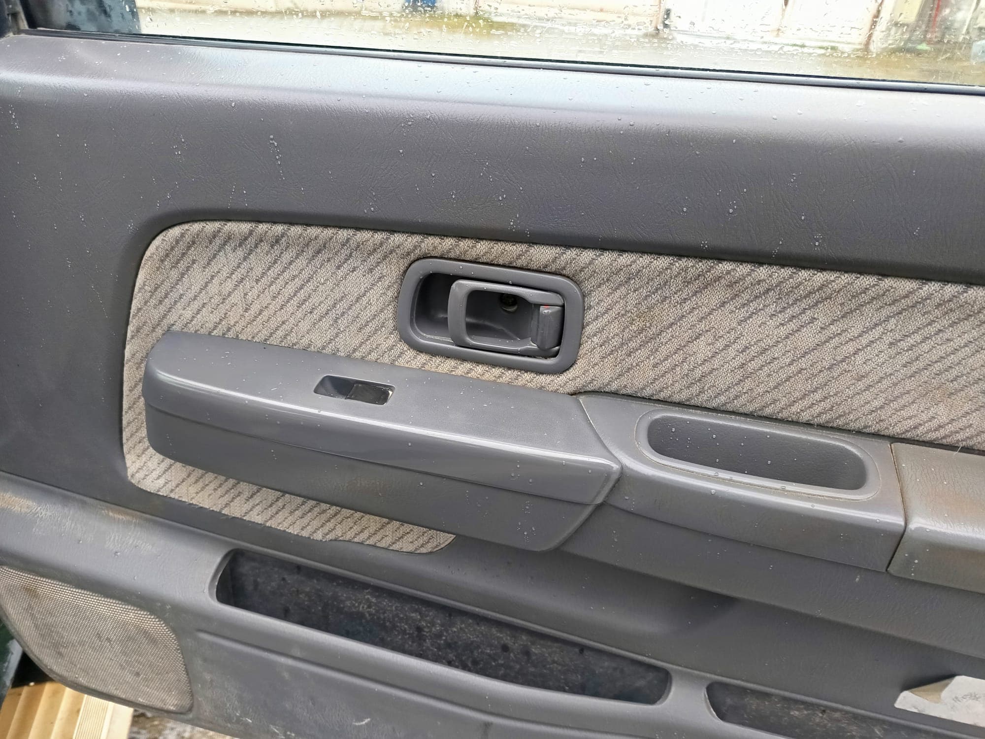 Nissan Pick UP 2.5 TD 4WD · Ano 2000 — imagem 23