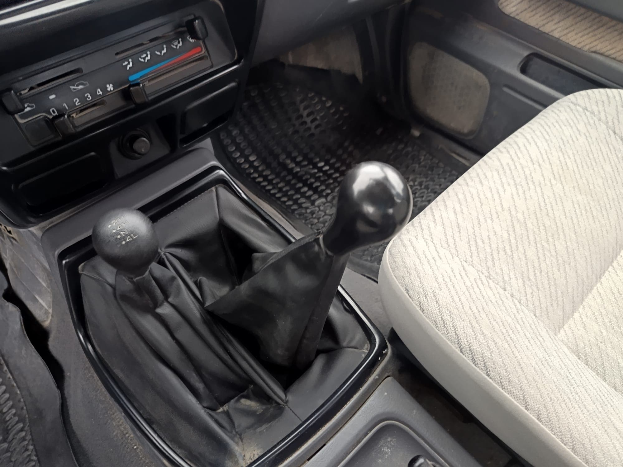 Nissan Pick UP 2.5 TD 4WD · Ano 2000 — imagem 38