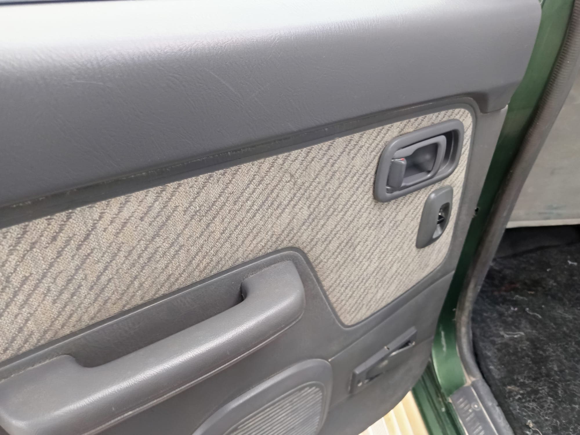 Nissan Pick UP 2.5 TD 4WD · Ano 2000 — imagem 26