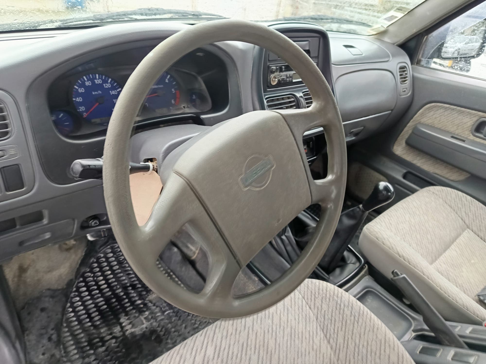 Nissan Pick UP 2.5 TD 4WD · Ano 2000 — imagem 35