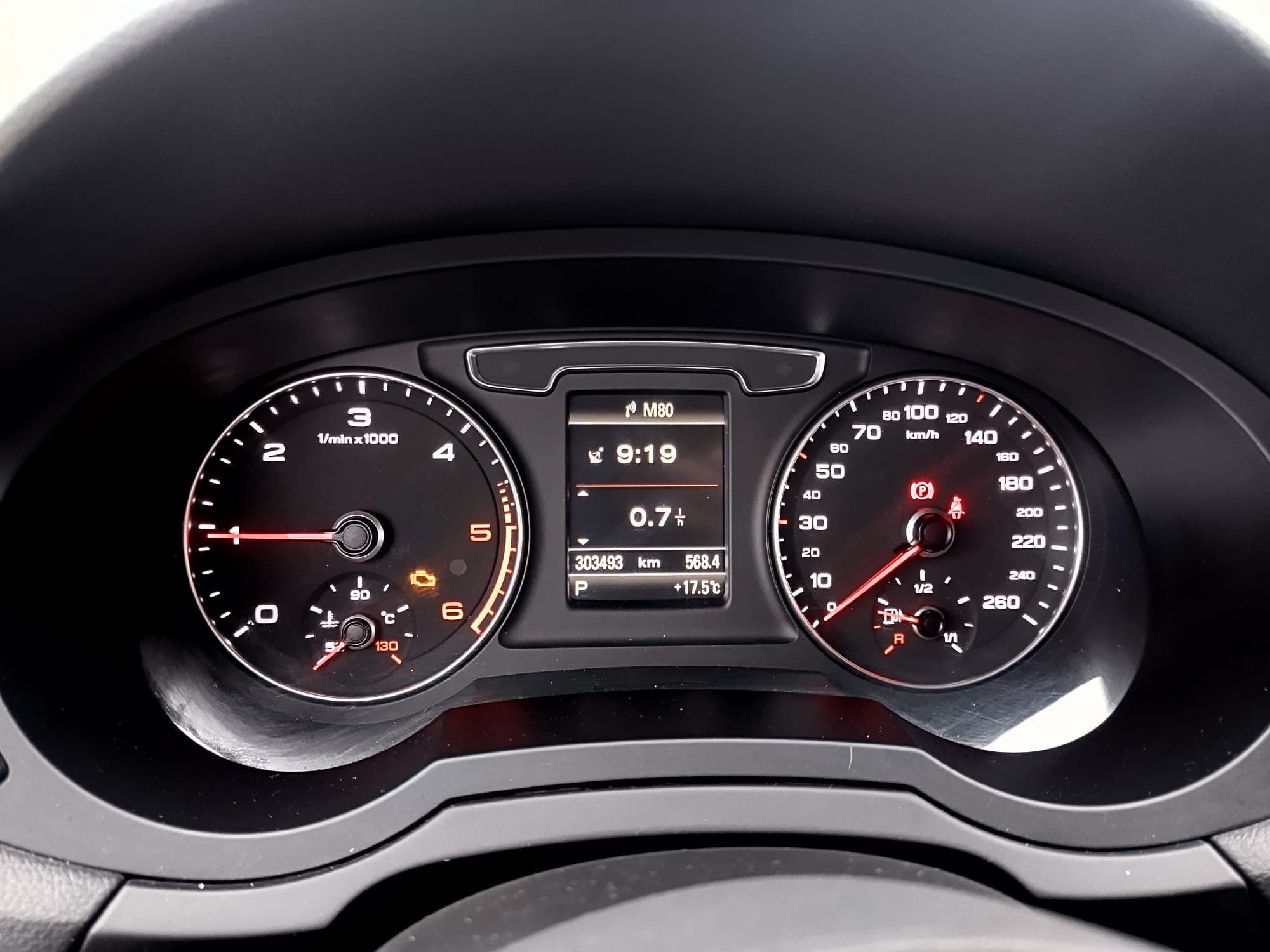 Audi Q3 2.0 TDI Sport · Ano 2017 — imagem 41