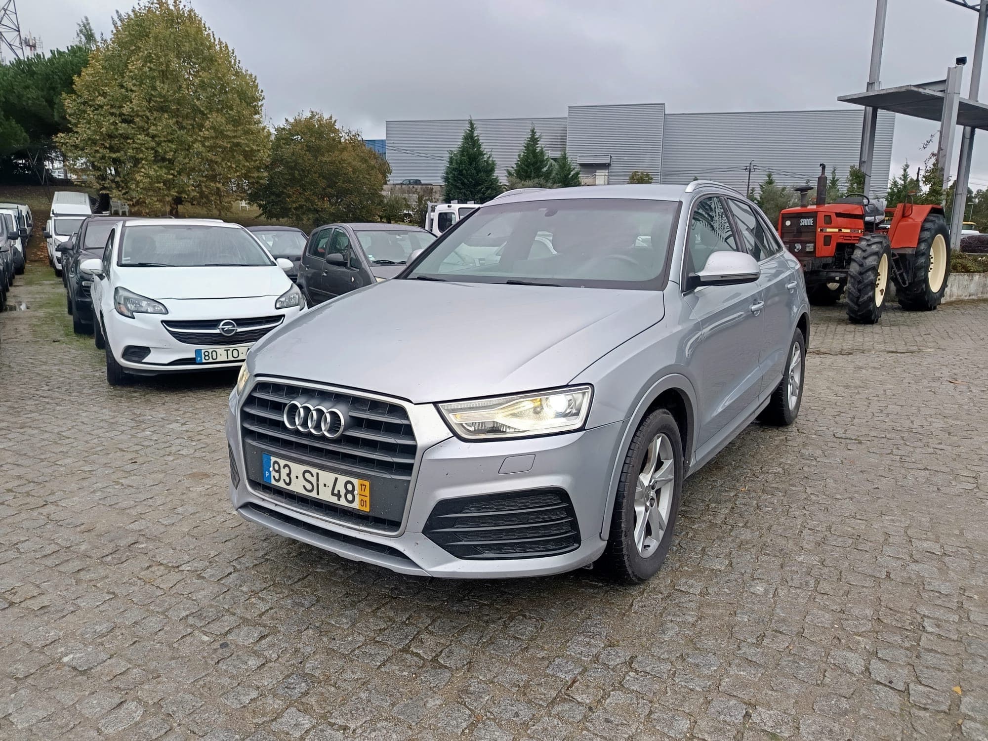 Audi Q3 2.0 TDI Sport · Ano 2017 — imagem 2