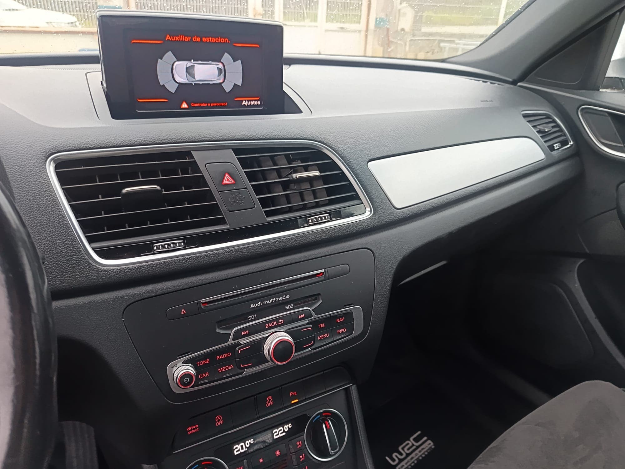 Audi Q3 2.0 TDI Sport · Ano 2017 — imagem 37