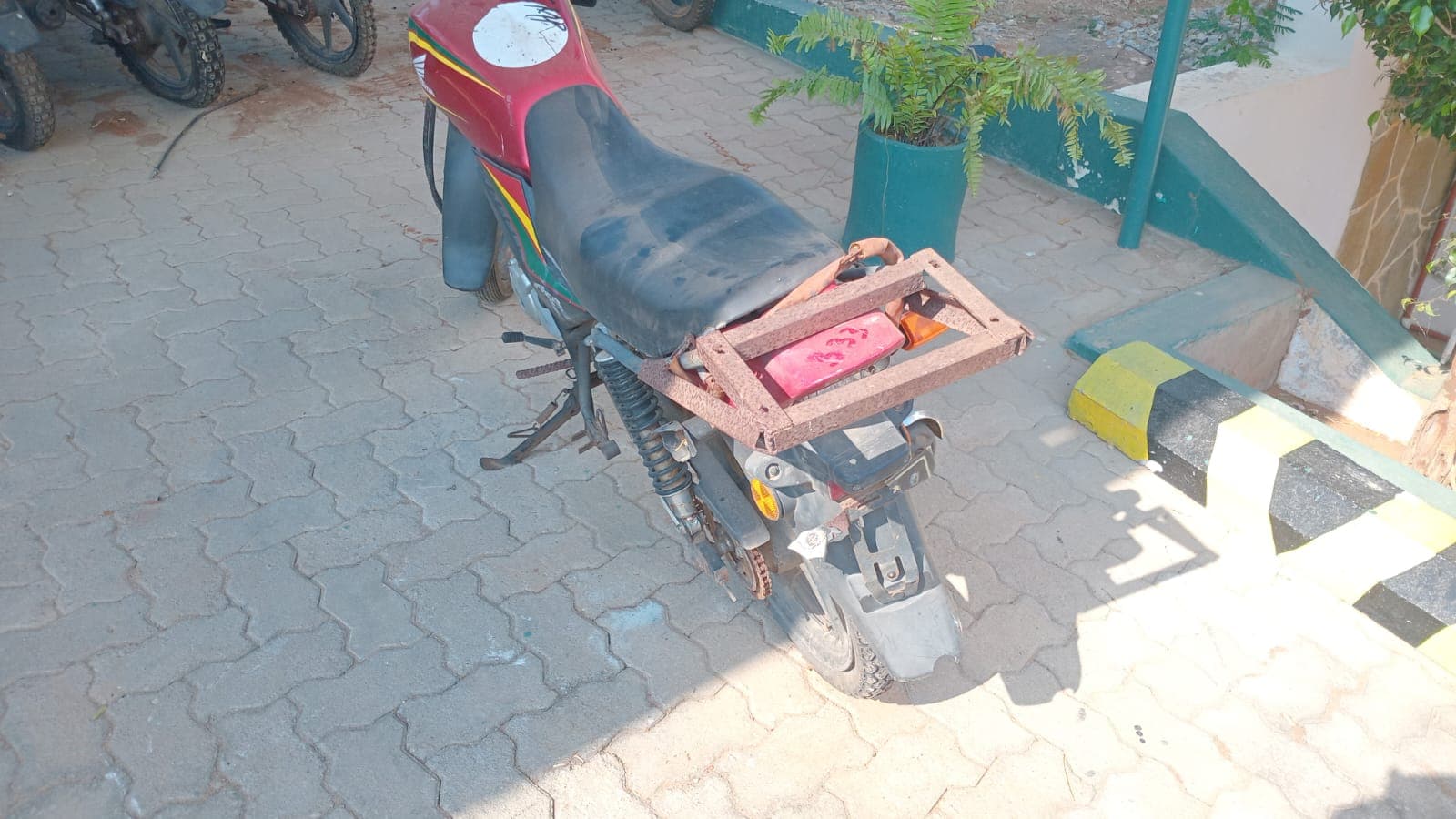 Motorized — image 4