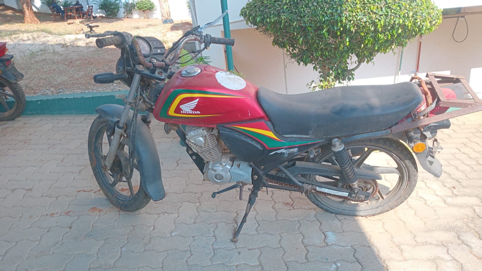 Motorized — image 3