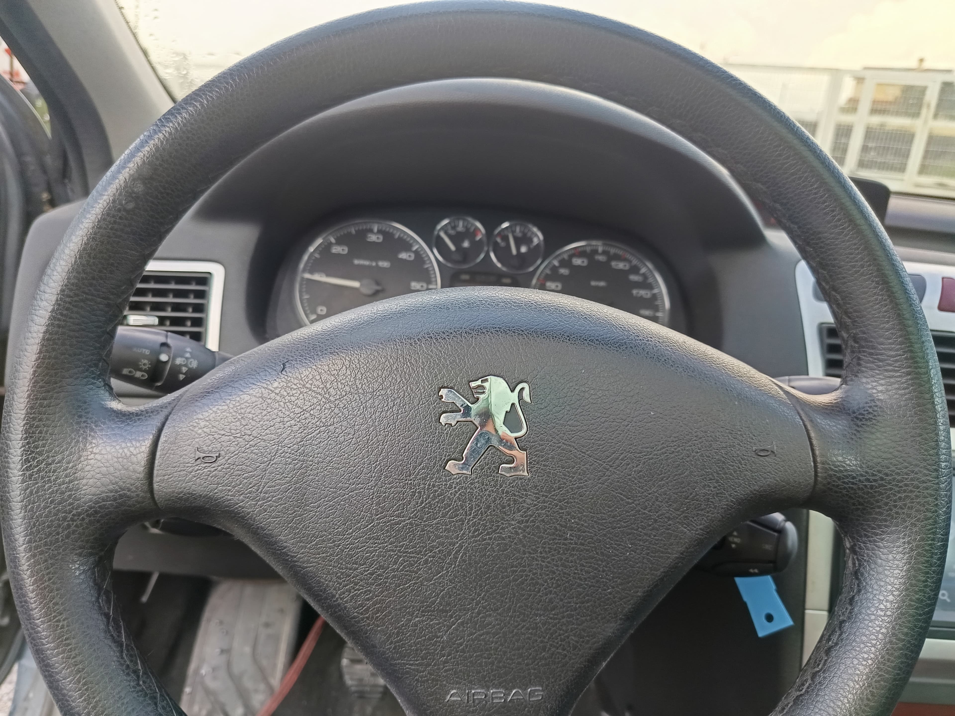 Peugeot 307 · Ano 2006 — imagem 42