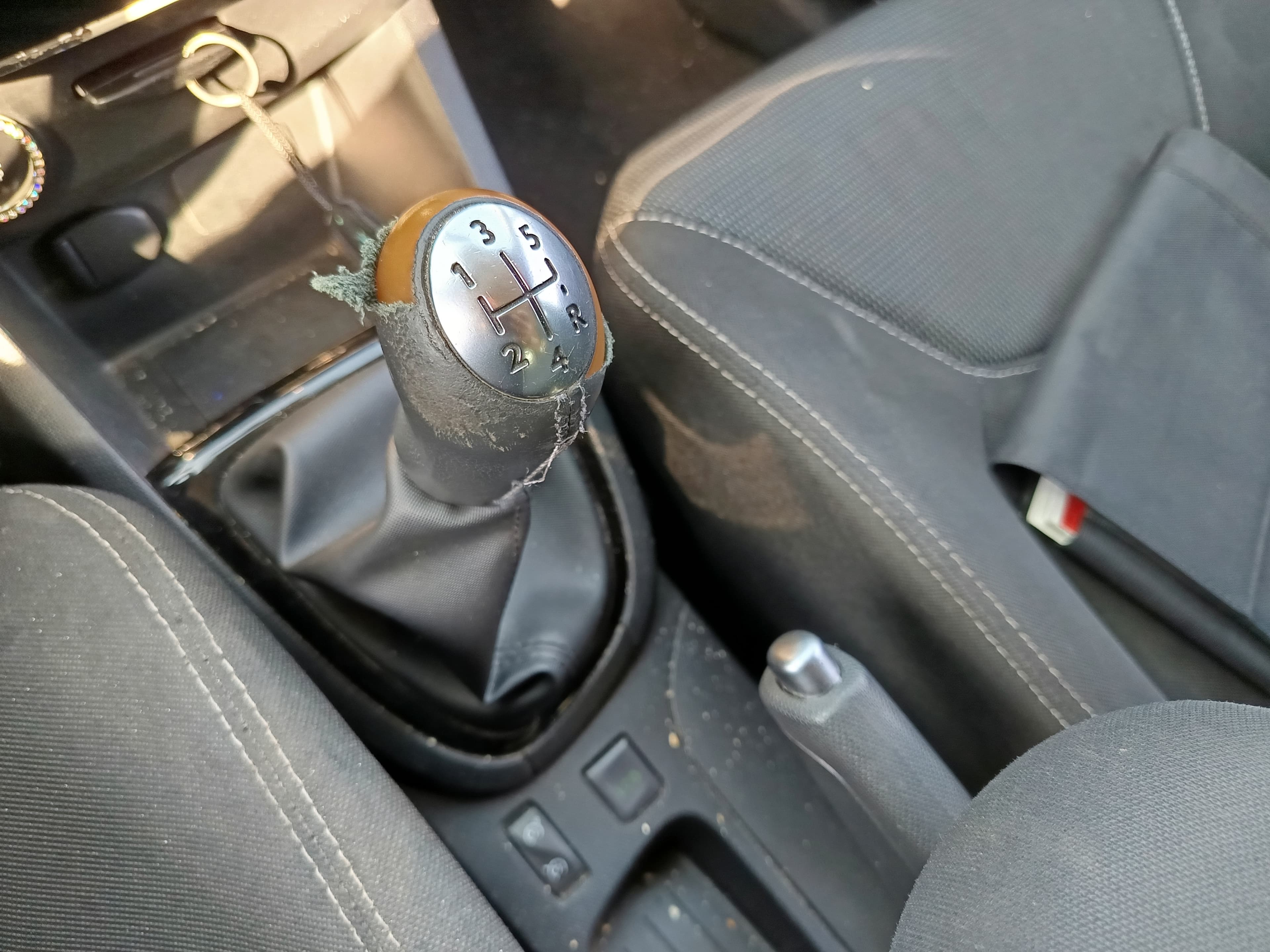 Renault Clio · Ano 2015 — imagem 40