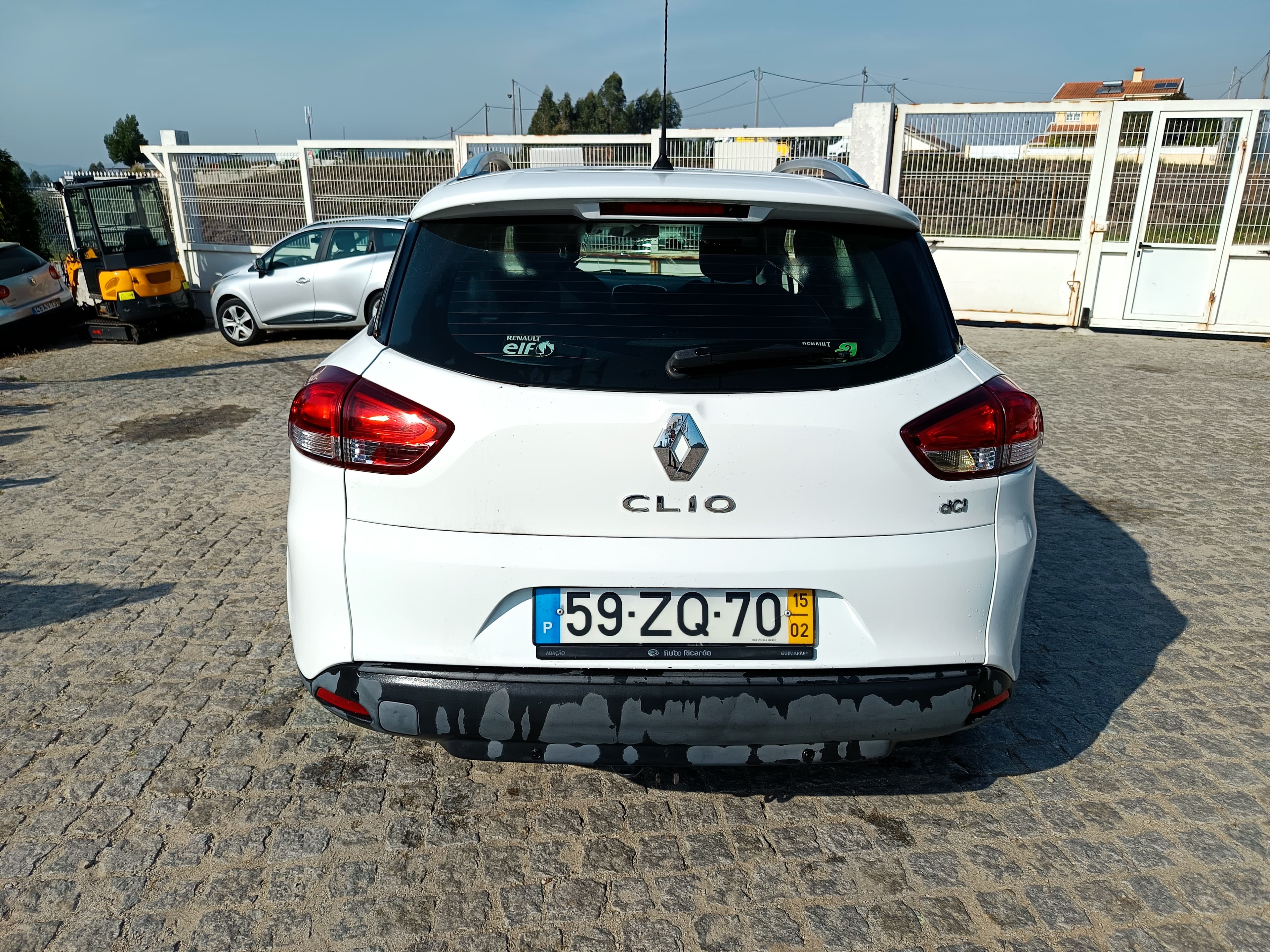 Renault Clio · Ano 2015 — imagem 5
