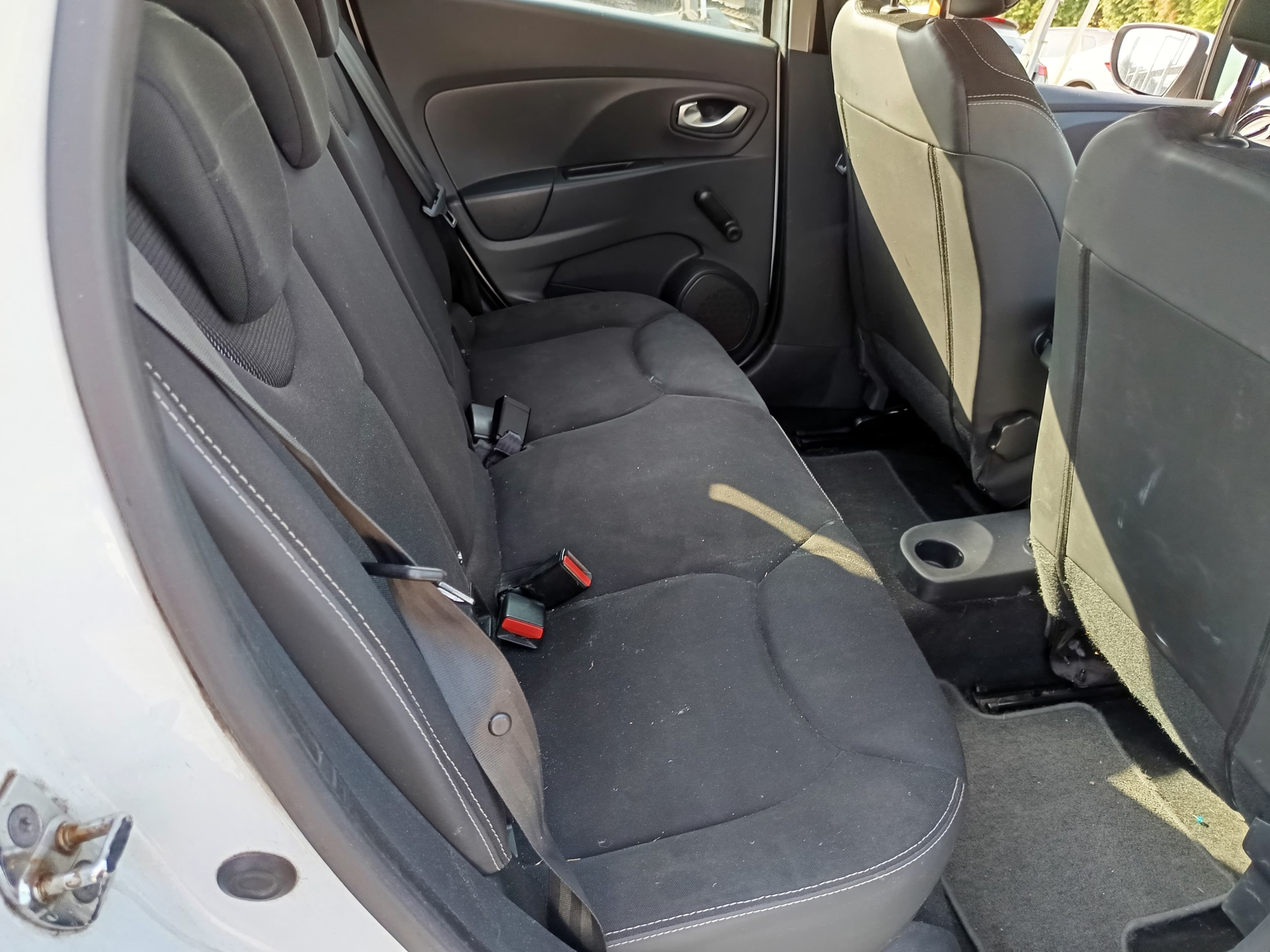 Renault Clio · Ano 2015 — imagem 22