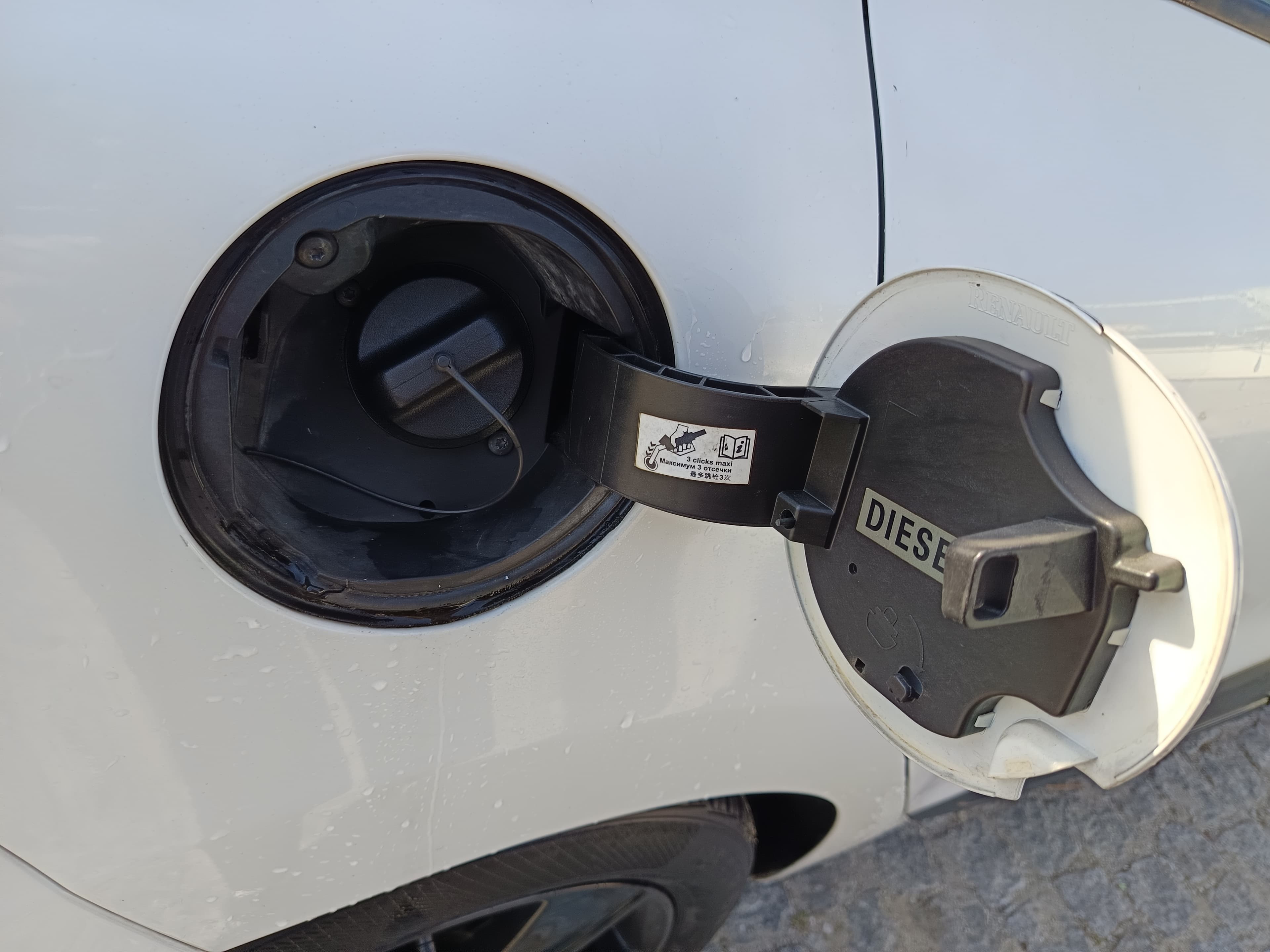 Renault Clio · Ano 2015 — imagem 11